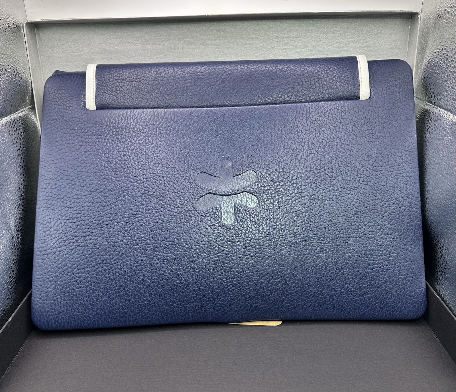 Macbook Pro Retina Display Leather Suit nap531ik