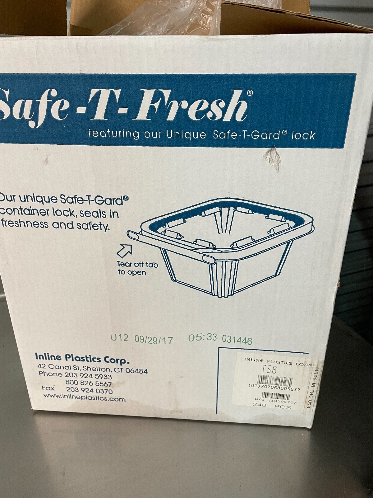 Safe T Fresh Tamper Evident 8 OZ Plastic Clear Hinged Disposable Container