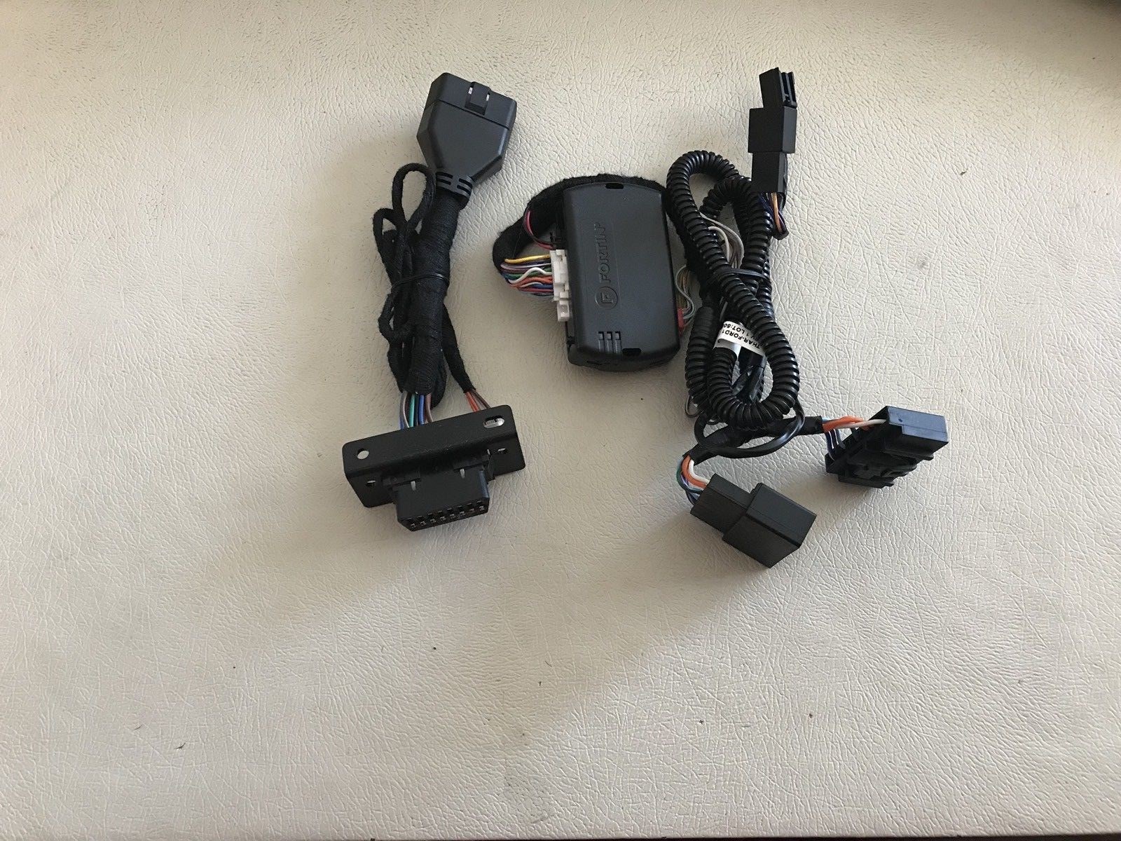 2017 - 2019 FORD ESCAPE PLUG AND PLAY REMOTE START USES OEM REMOTE TO START