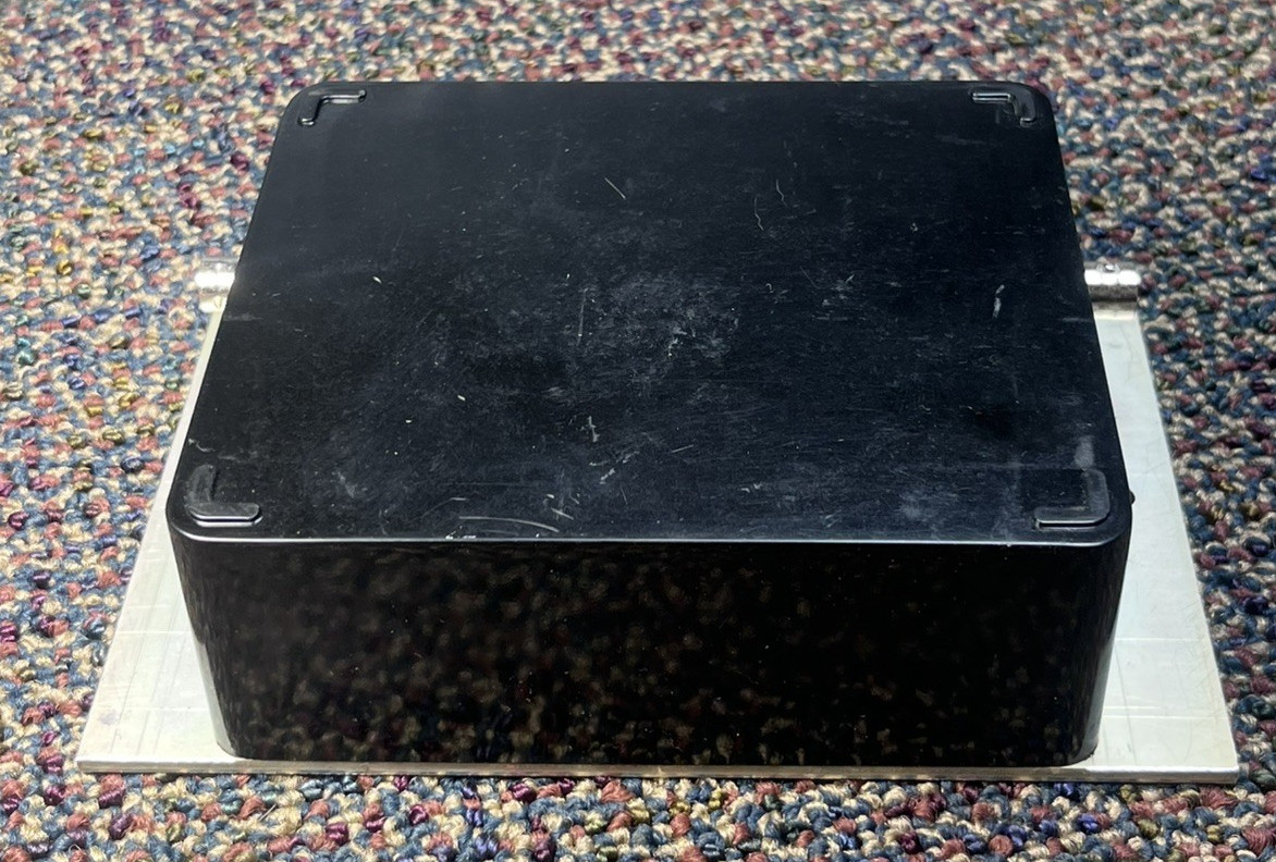 (1) PELCO GROUND ISOLATION TRANSFORMER, GIT100. TESTED. GUC.