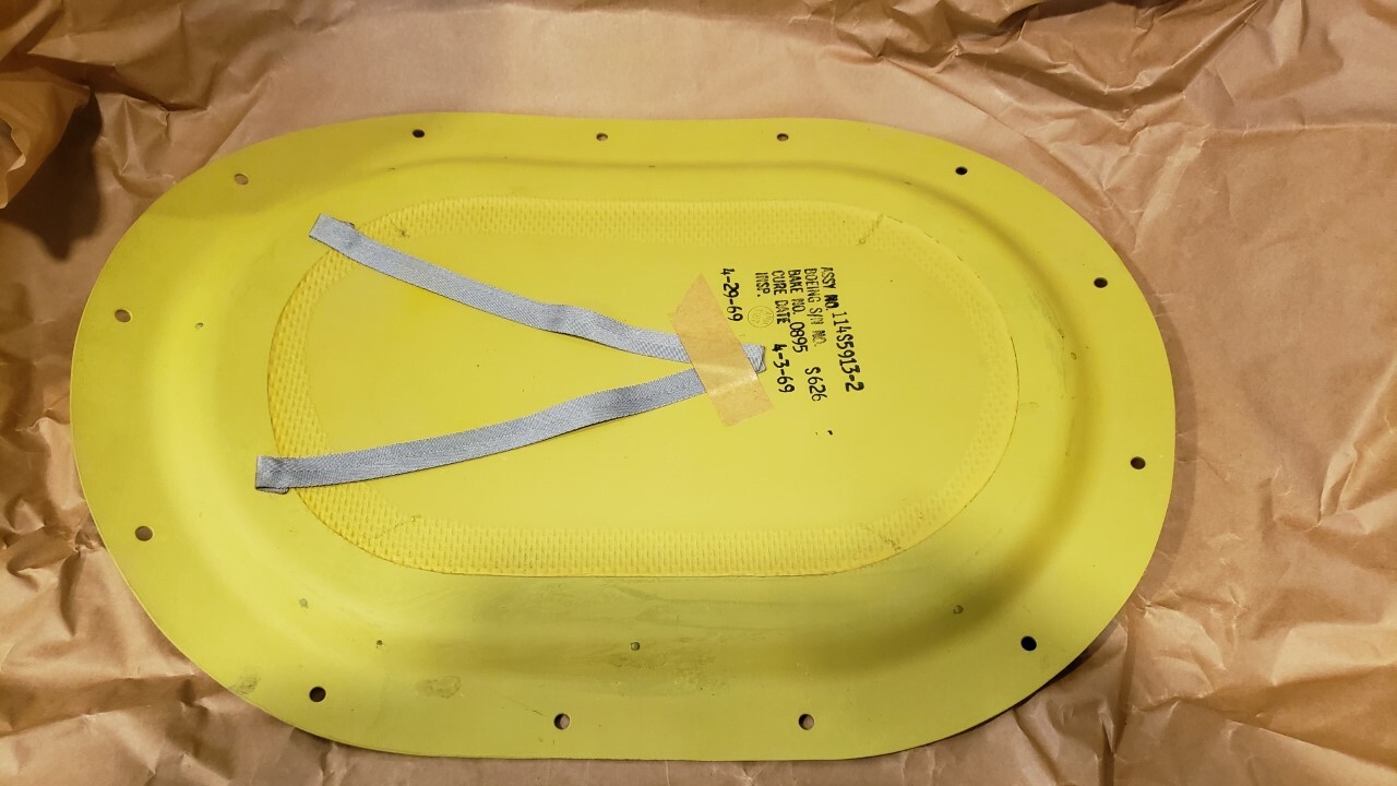 FUSELAGE SECTION ALUMINUM ALLOY BOEING COVER ACCESS 114S5913-2 1560-00-828-8122