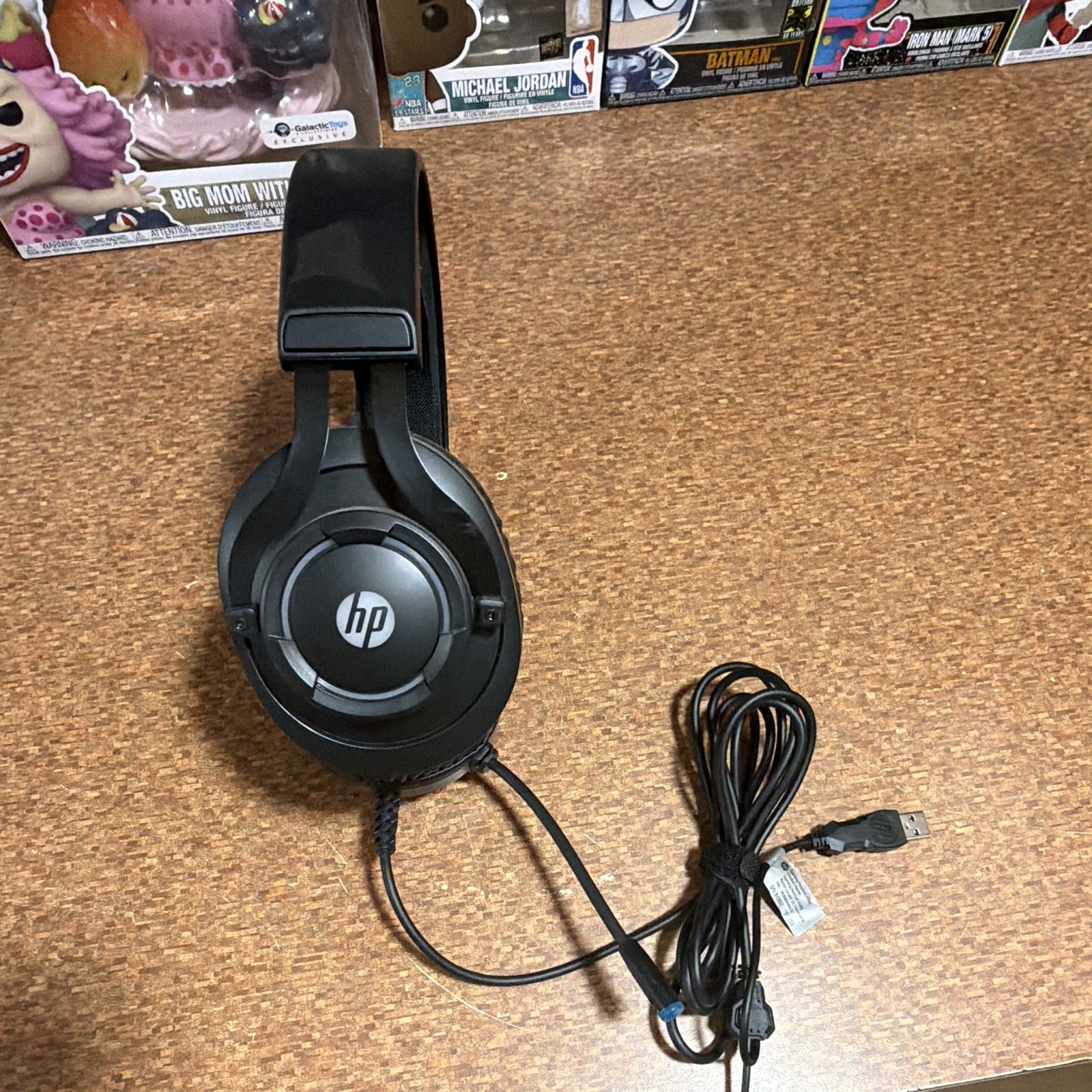 HP 1100 Series USB Over-Ear Headset Boom Mic Adjustable Headband Black 6ft