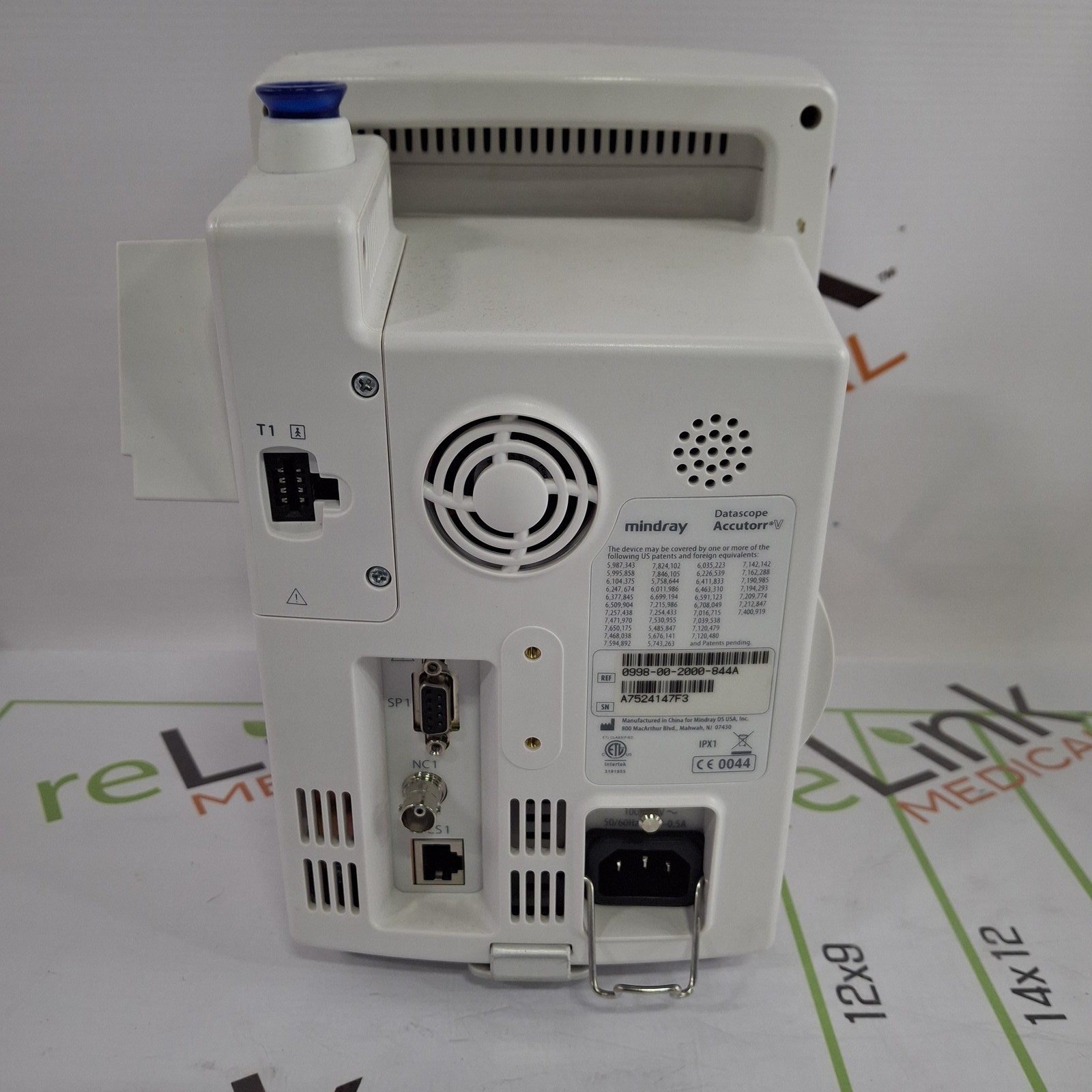 Mindray Datascope Accutorr V Vital Signs Monitor
