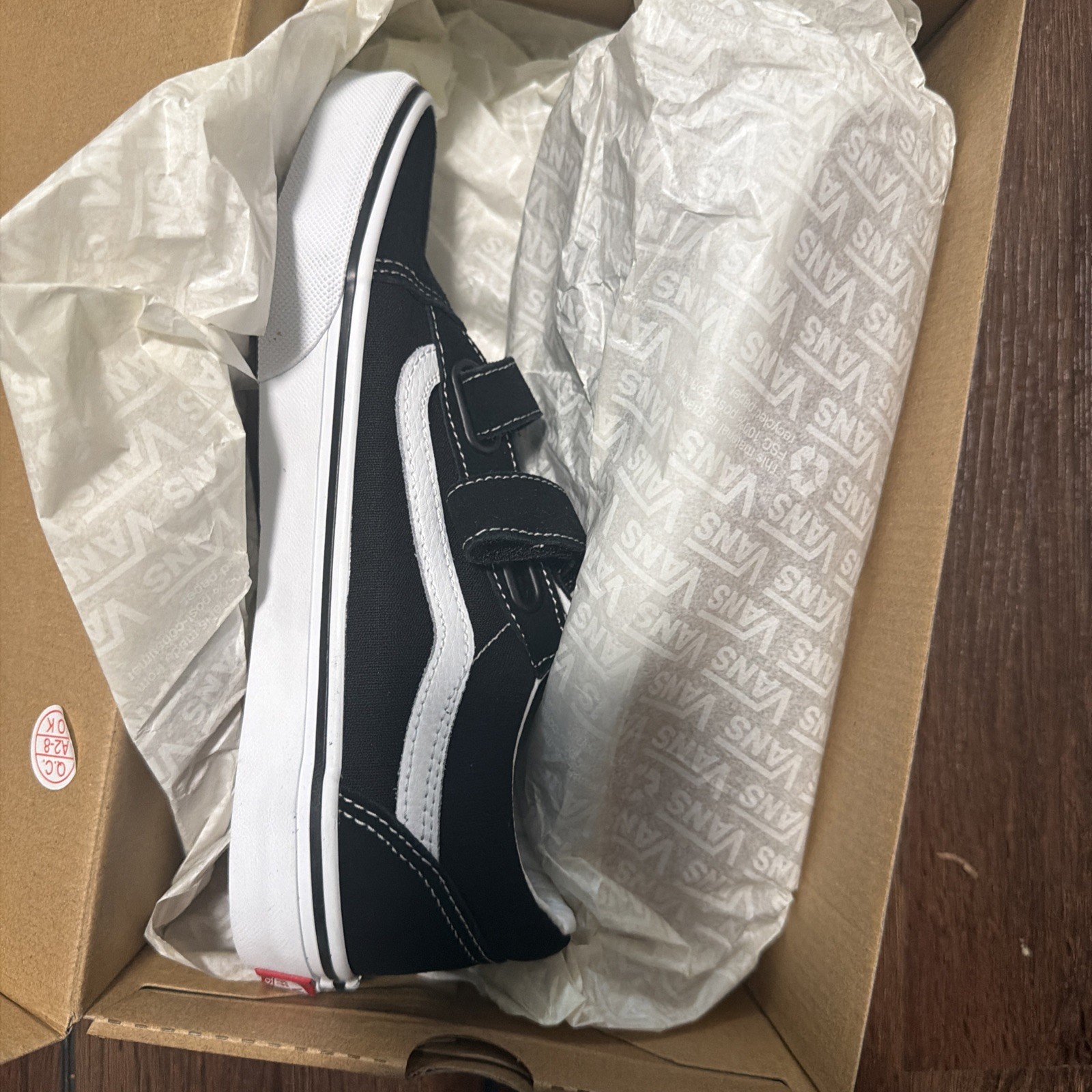 Vans Old Skool V Black/White Suede/Canvas Sz 5.5M