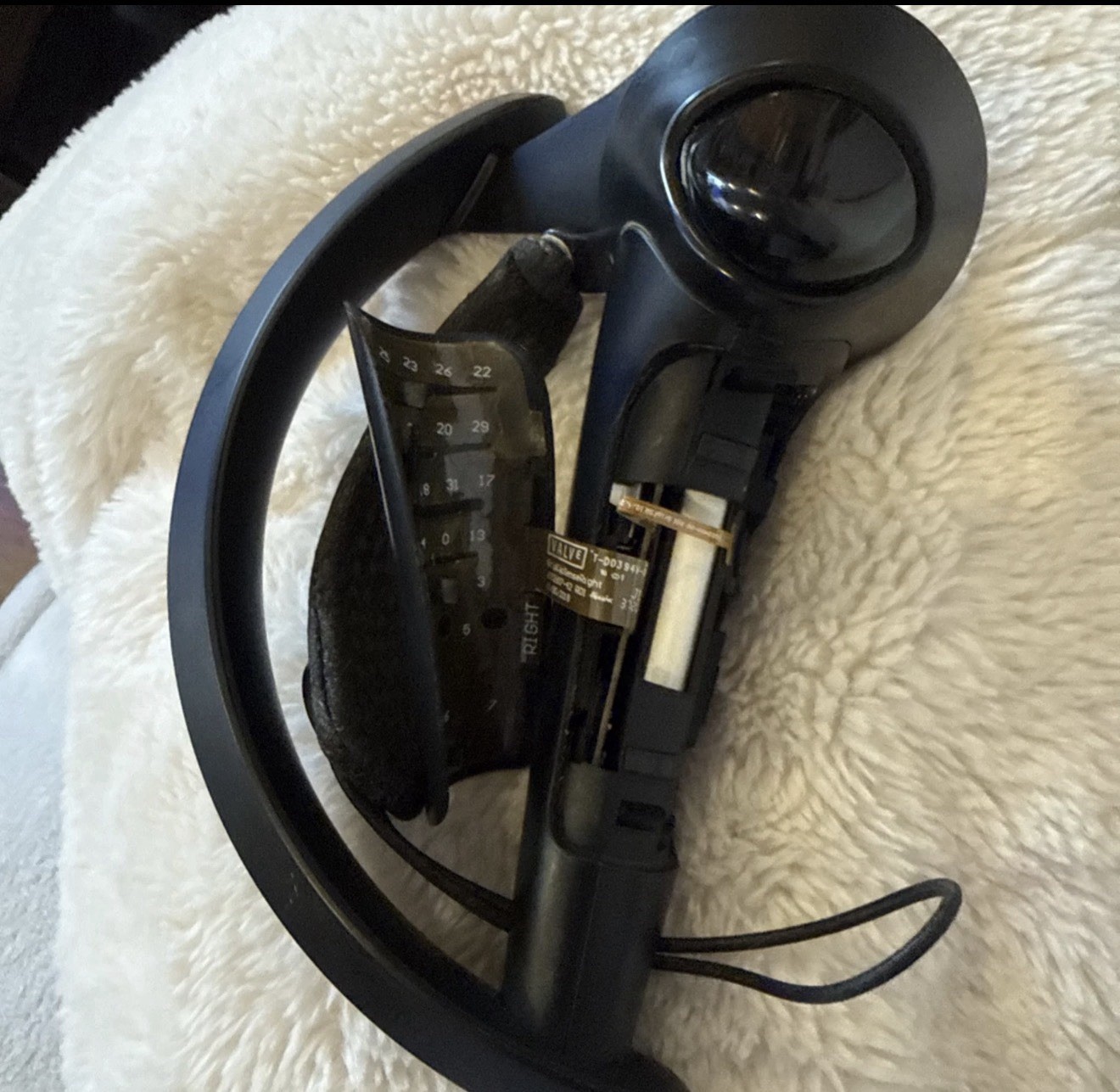🔥 1  Steam Valve Index VR Controller Knuckles - Right ONLY 🔥