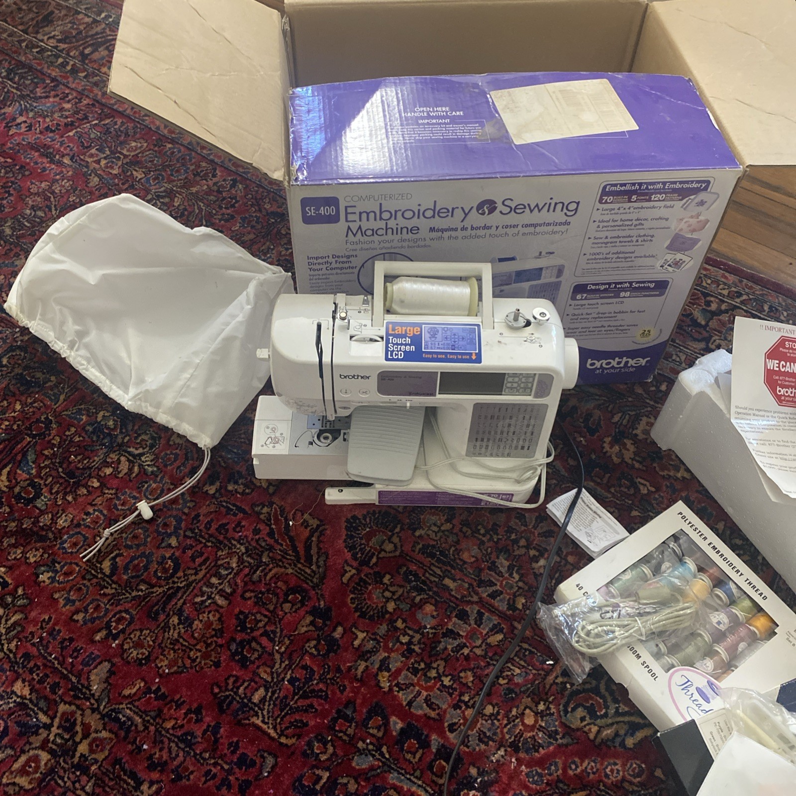 Brother SE-400 Computerized Embroidery Sewing Machine - complete still in box