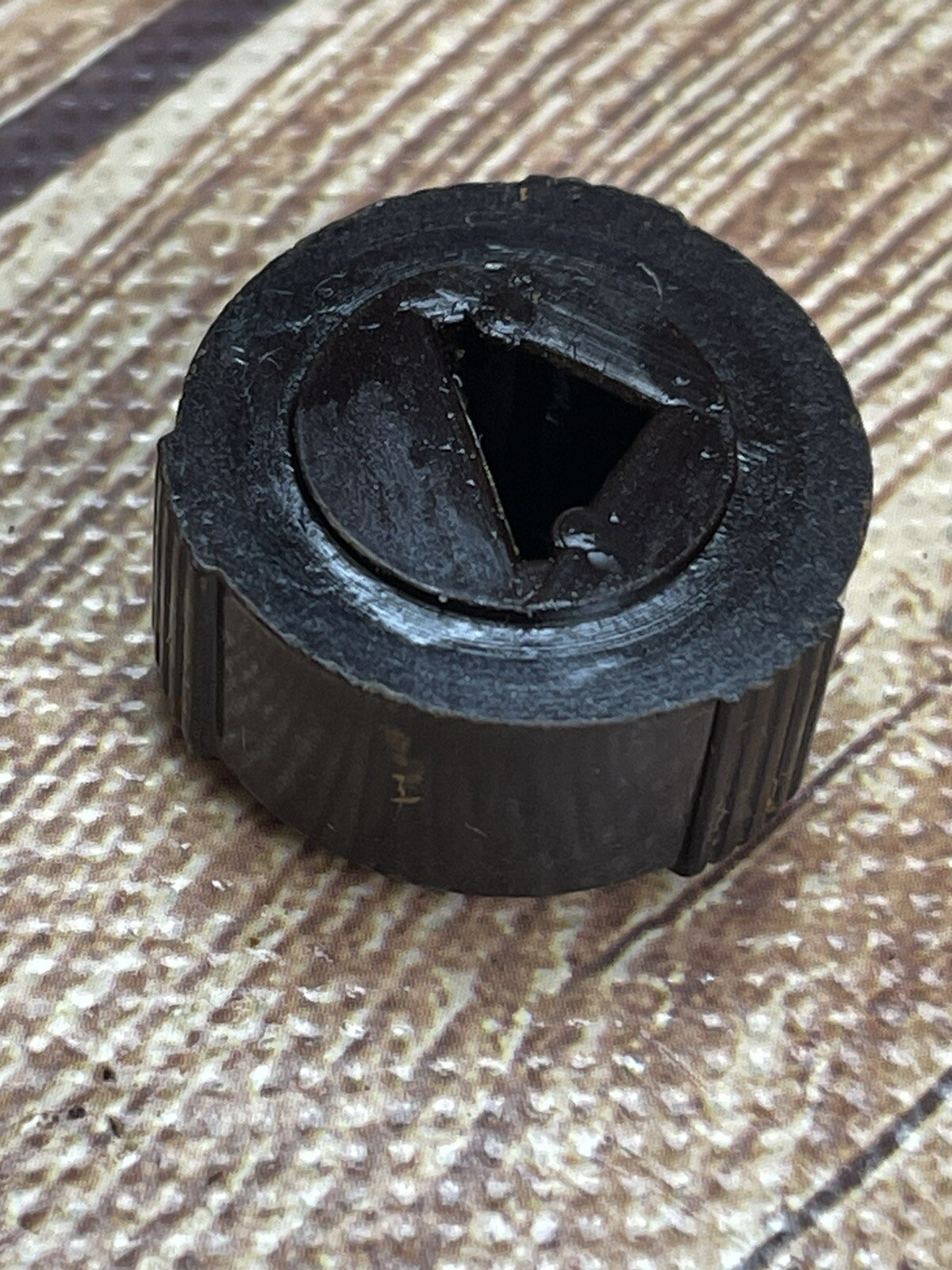 RCA VICTOR U112 Phonograph Knob Part