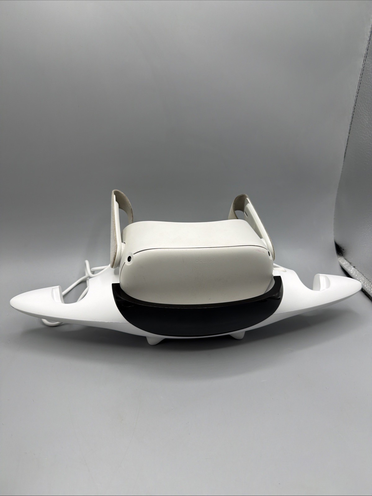 Meta Oculus Quest 2 Virtual Reality Headset White Needs Head Strap Replace