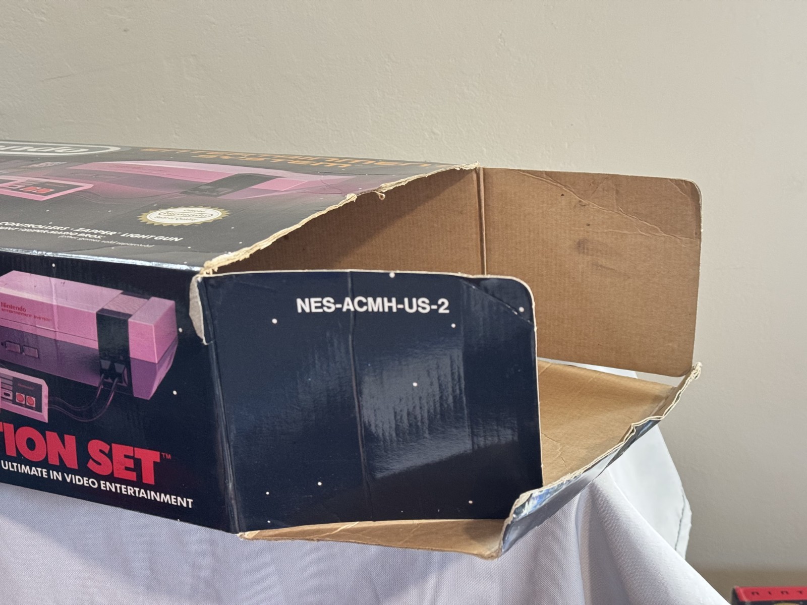 Authentic NES Action Set, BOX ONLY, No Styrofoam: Good Condition!