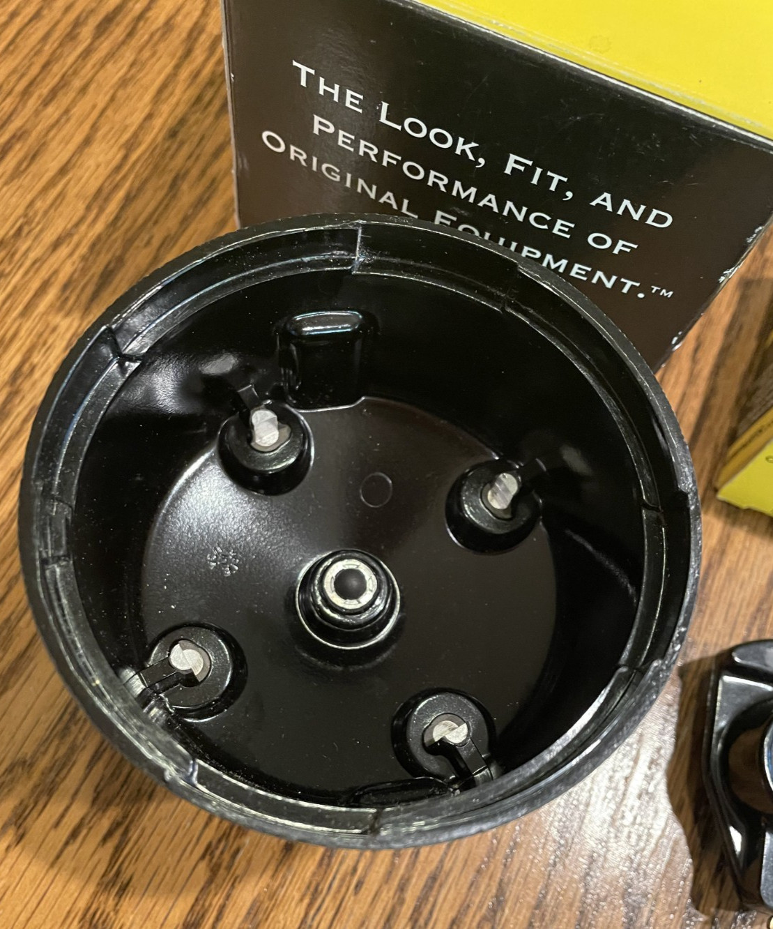 KEM 211 Distributor Cap - 213 Rotor