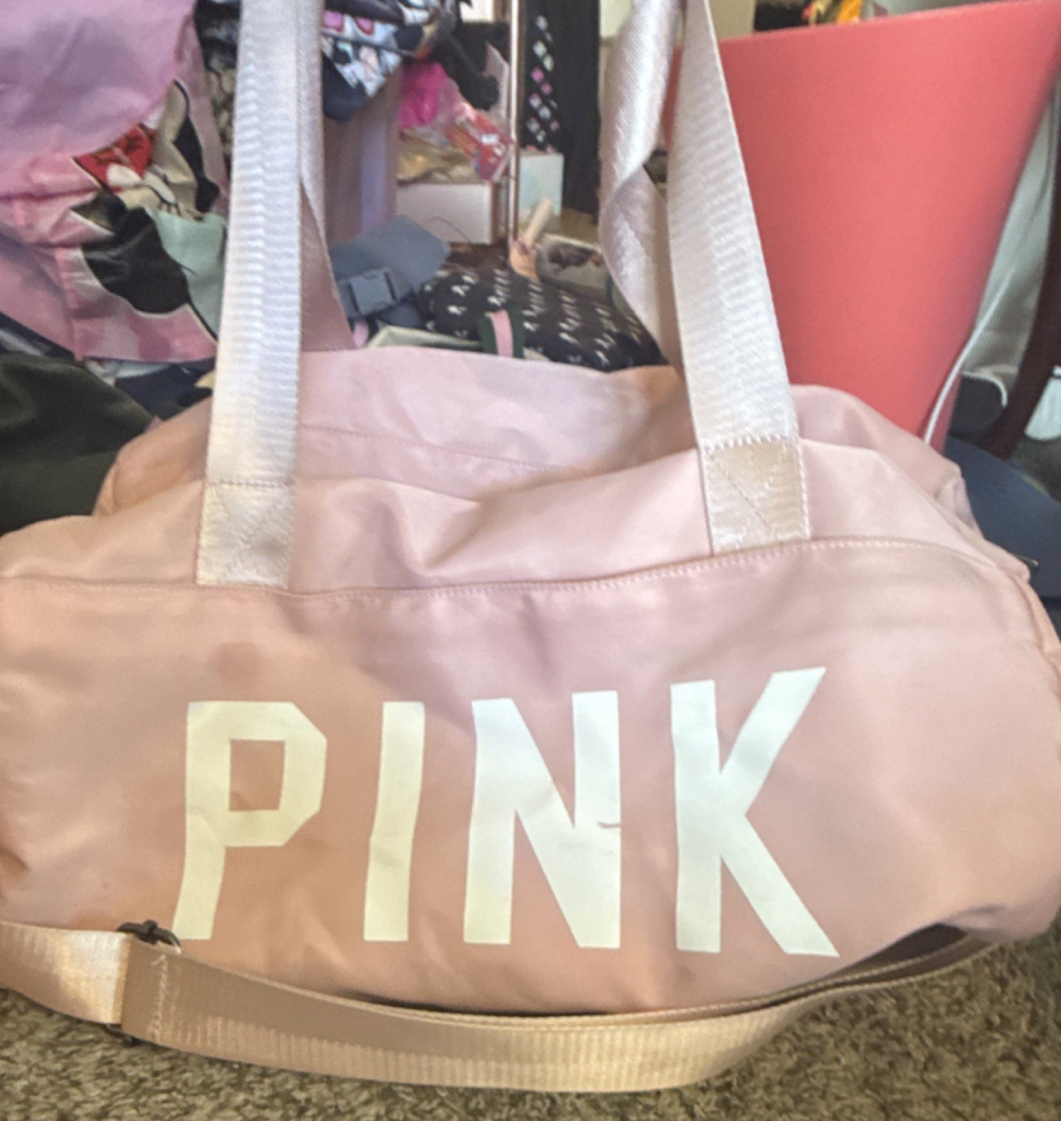 PINK Grip Gym Bag Pink White Zip Polyester Adjustable Carrying Strap