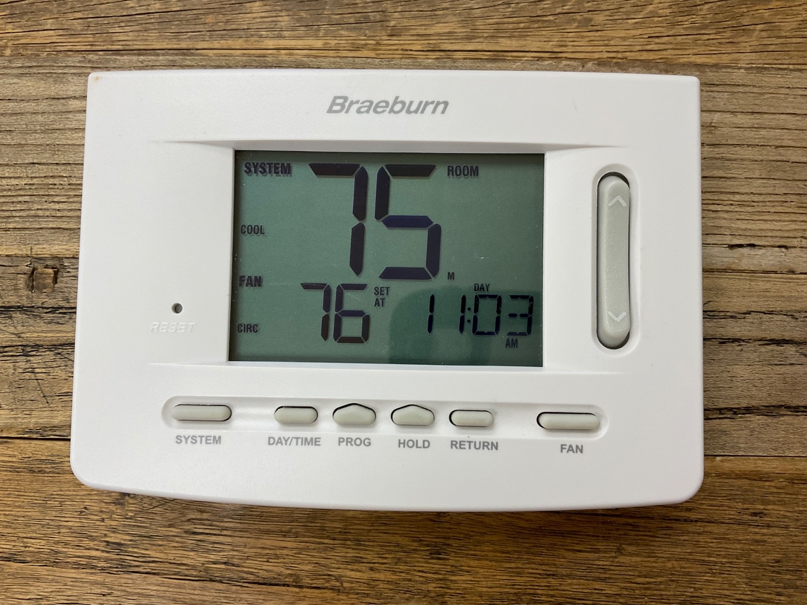7 Day Digital Programmable Thermostat 5020-150-03 Braeburn