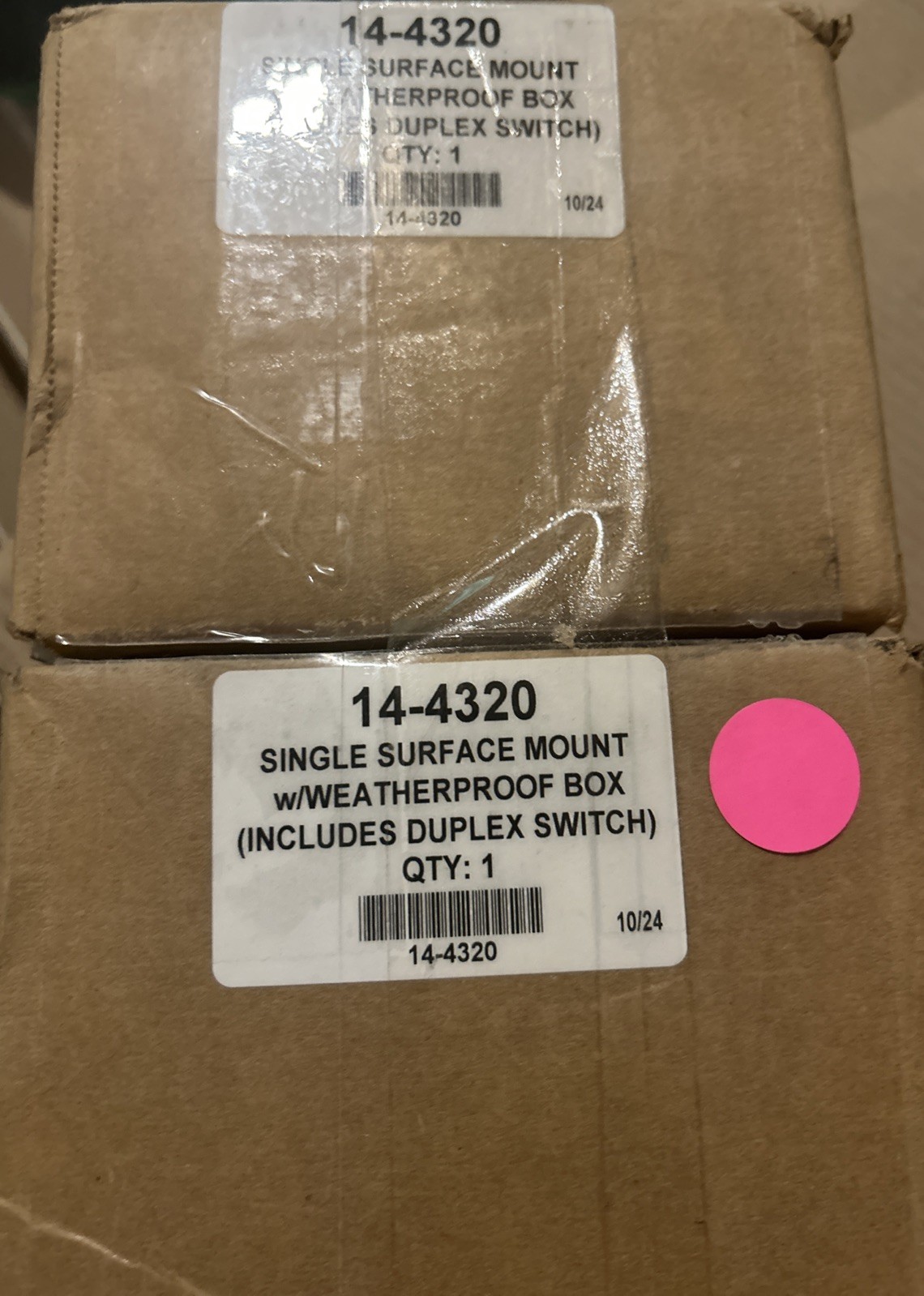 Infratech 14-4320 Single Surface Mount W/Weatherproof Box(includes DuplexSwitch)