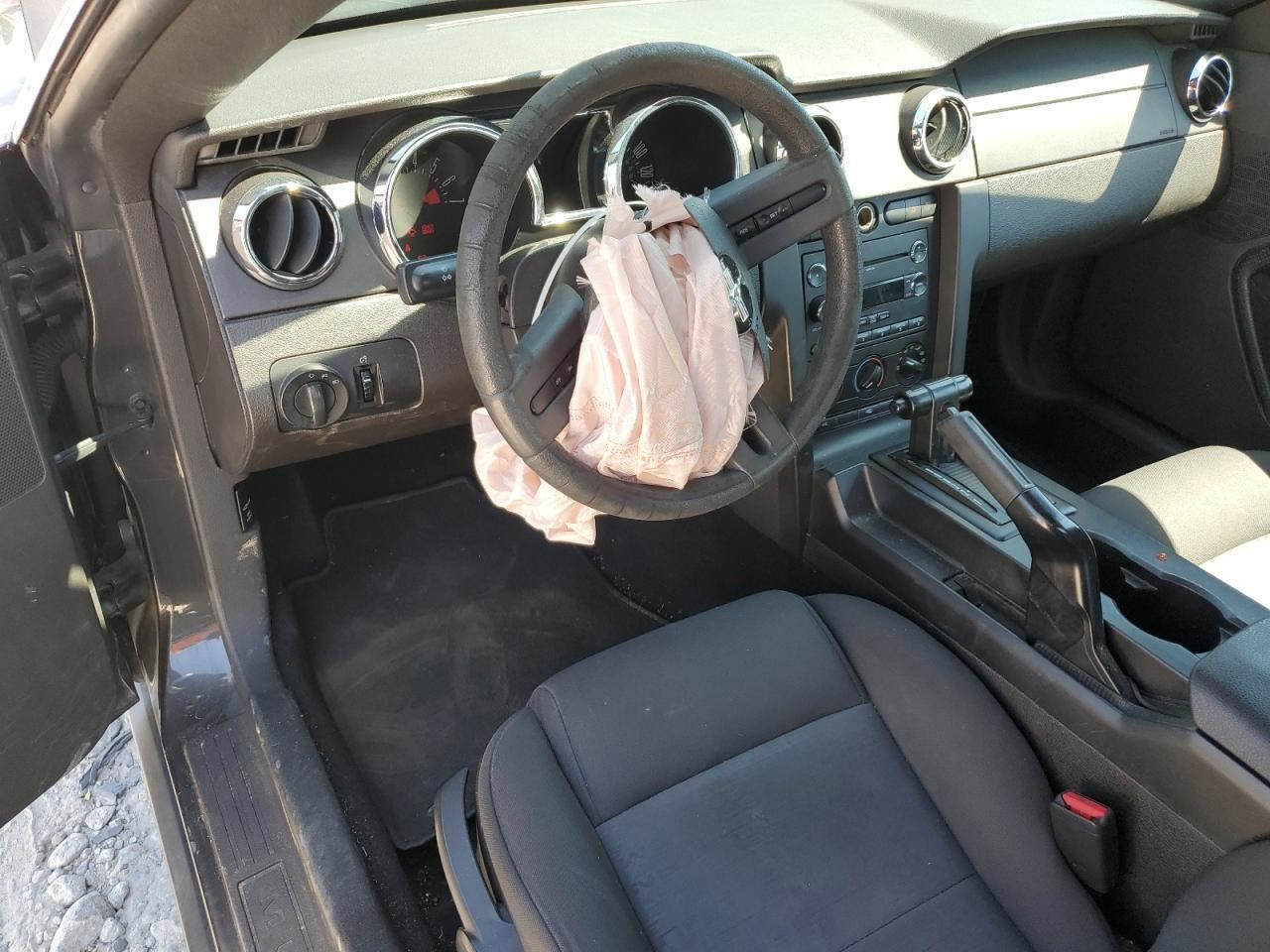 MUSTANG 2008 Glove Box 4859772