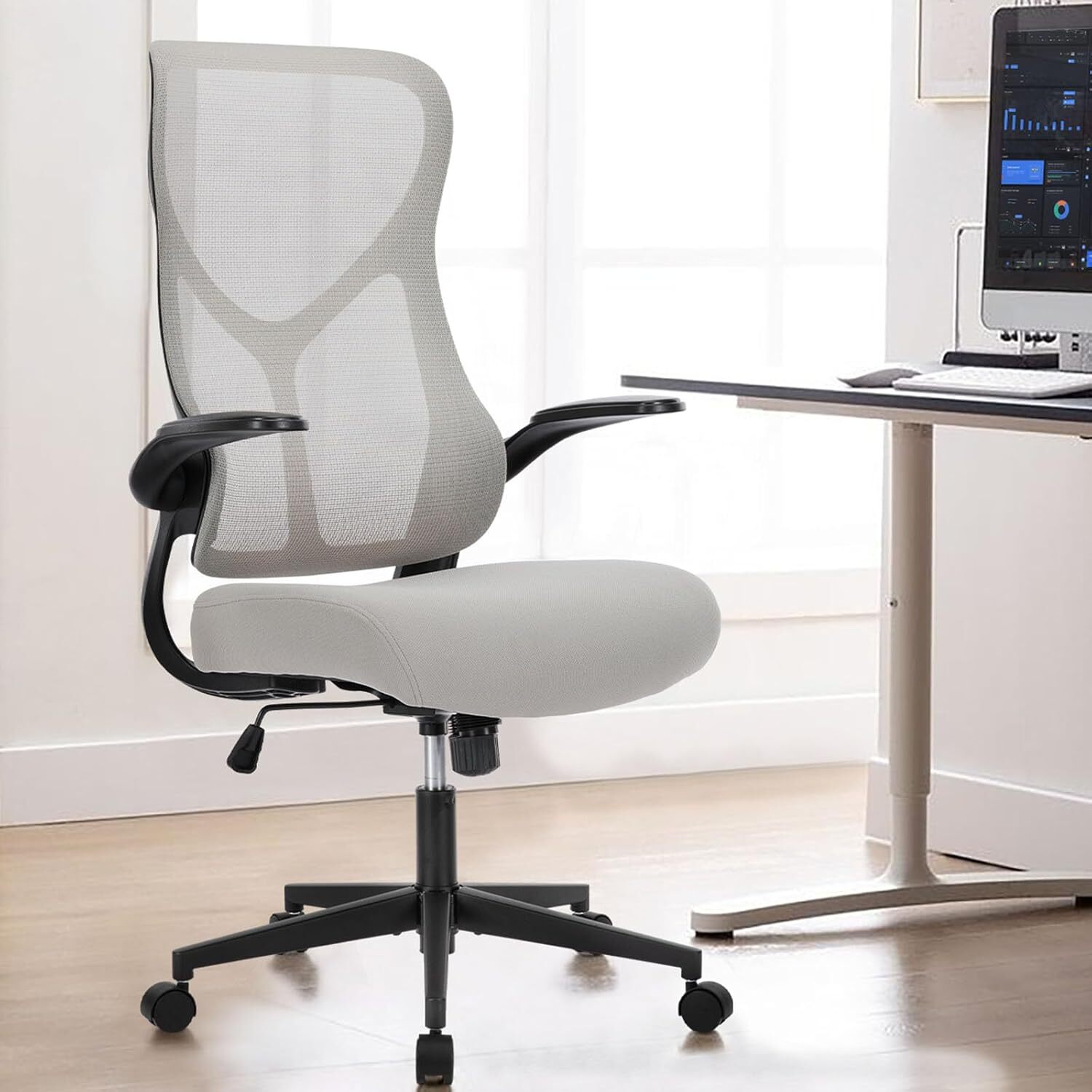 HOMEFLA Ergonomic Flip-up Arms Mesh Office Chair High Back Desk Chair with Wheel