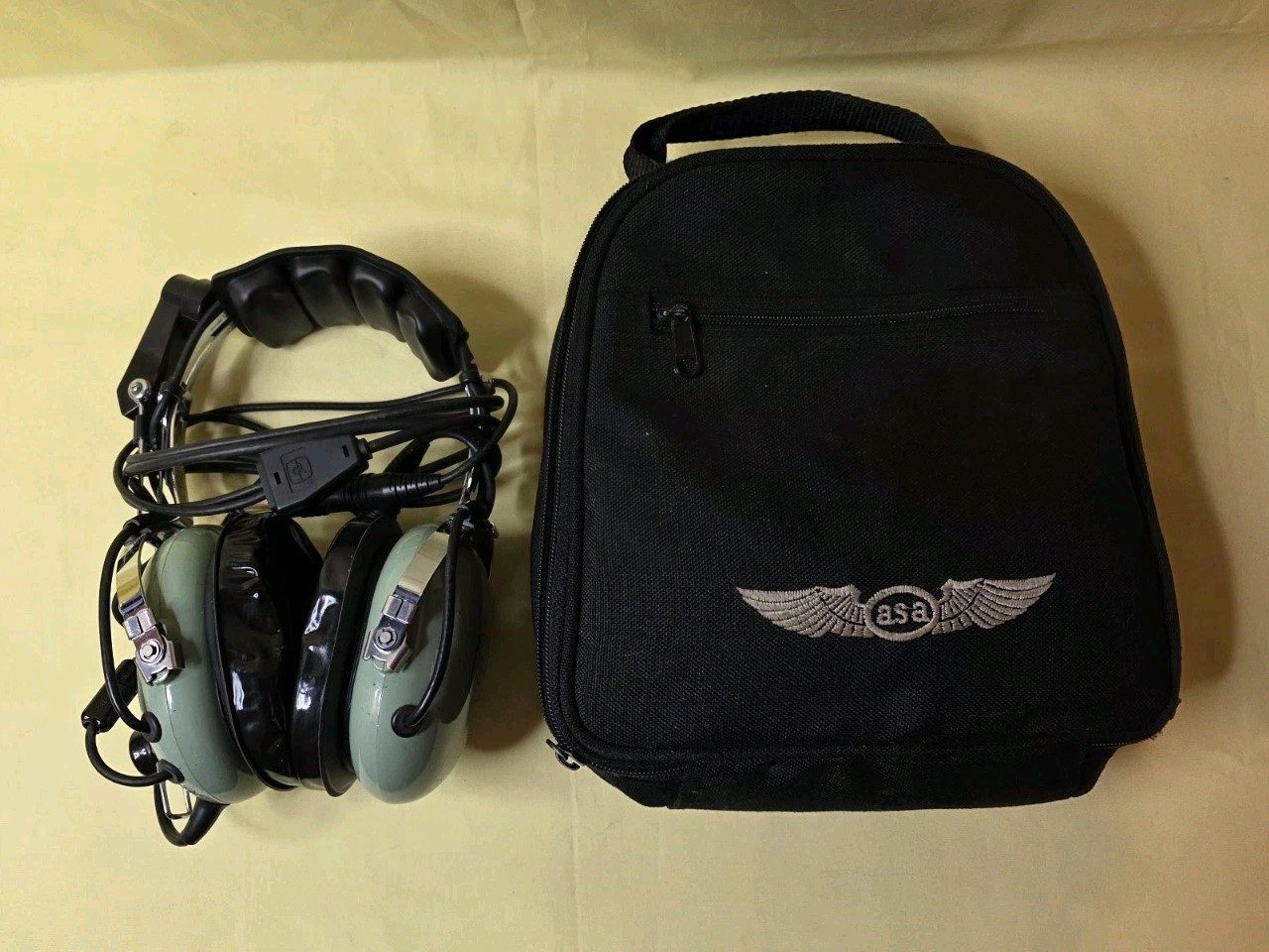 David Clark H10-30 ~ Dual Plug Aviation Headset ~ Untested ~ plus ASA  Bag