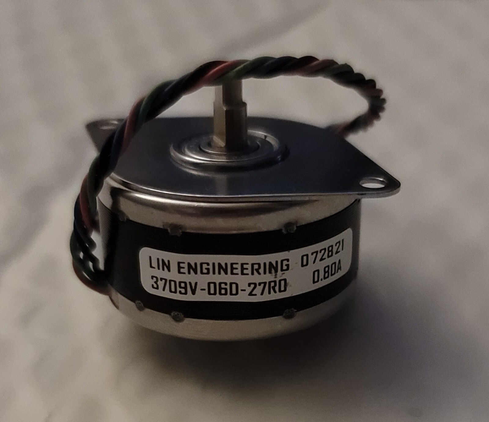LIN ENGINEERING 0.80A 3709V-06D-27R0 STEPPER MOTOR DATE CODE 072821