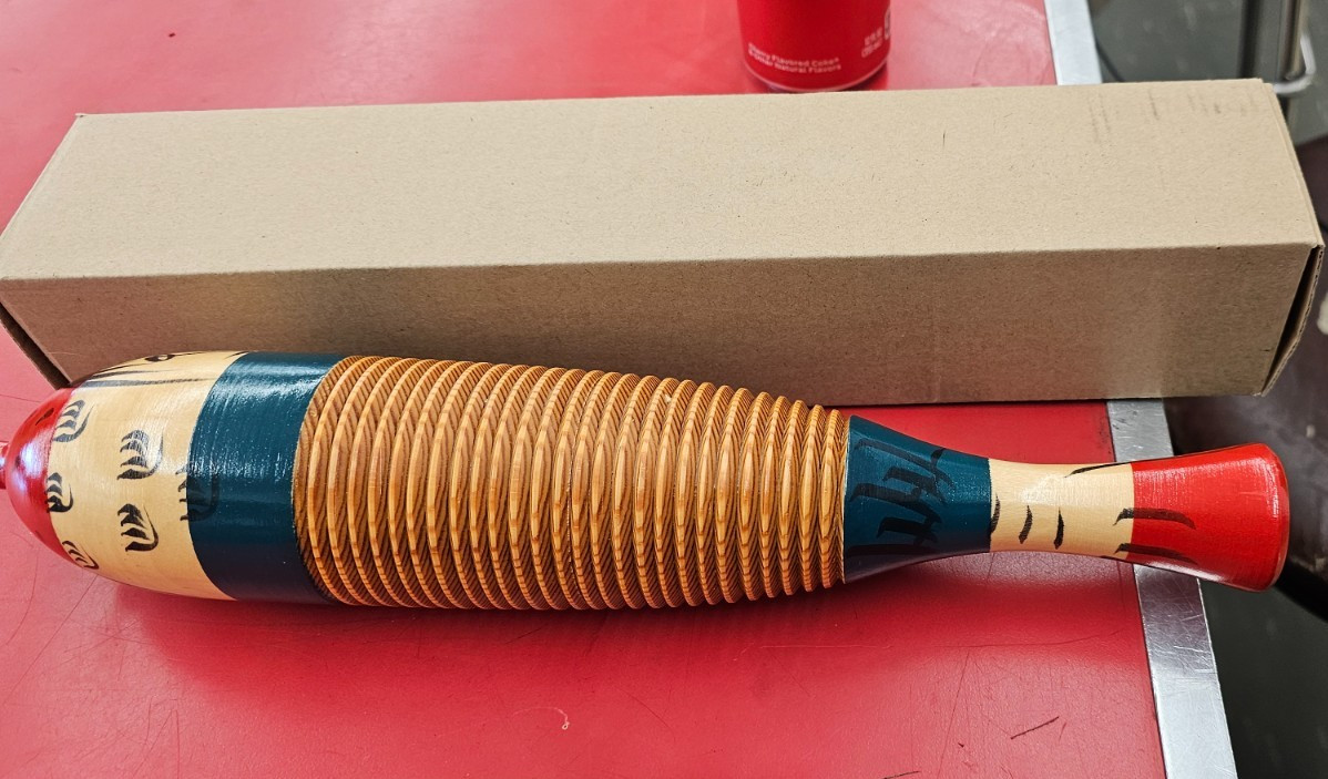15guiro w/scratcher