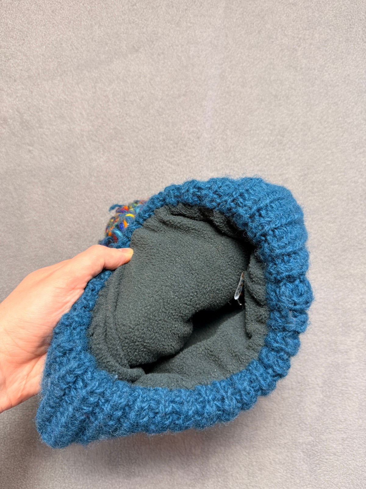 caravan Wool Hand Knit Beanie Hat Pom Pom Nepal