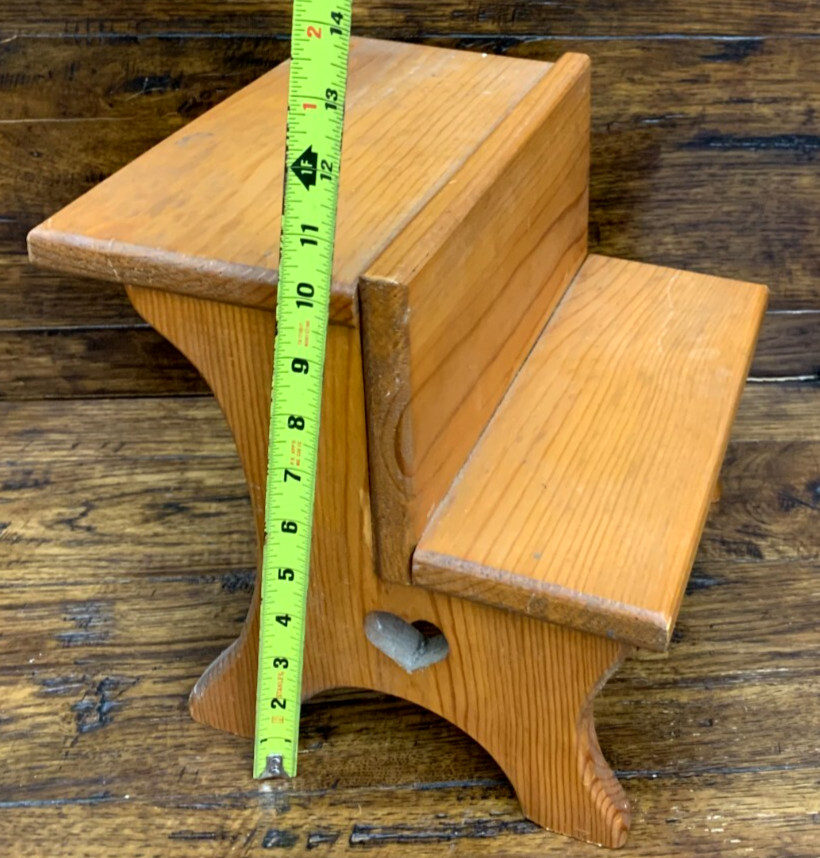 Vintage MAPLE WOOD STEPSTOOL Kids Bench Stool Childs Desk Old Oak Furniture 10"