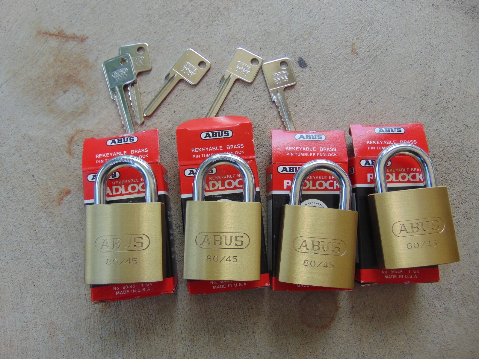 4 NEW ABUS PADLOCK WITH   5 KEYS  6 PIN YALE    LOCKSMITH