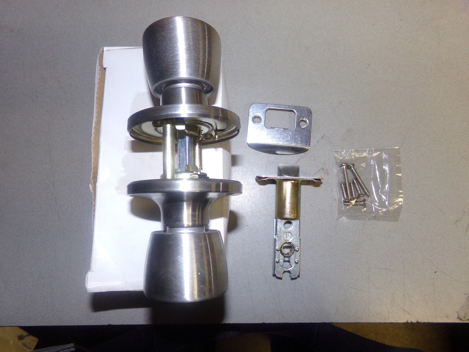 NEW  Stainless Steel finish Privacy Bell Door Knob 1000711368 *FREE SHIPPING*