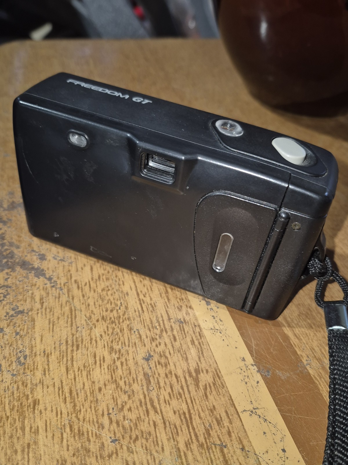 MINOLTA FREEDOM GT FILM POINT & SHOOT CAMERA
