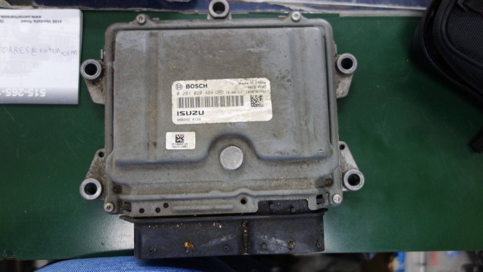Isuzu NPR Engine Control Module 0281020484