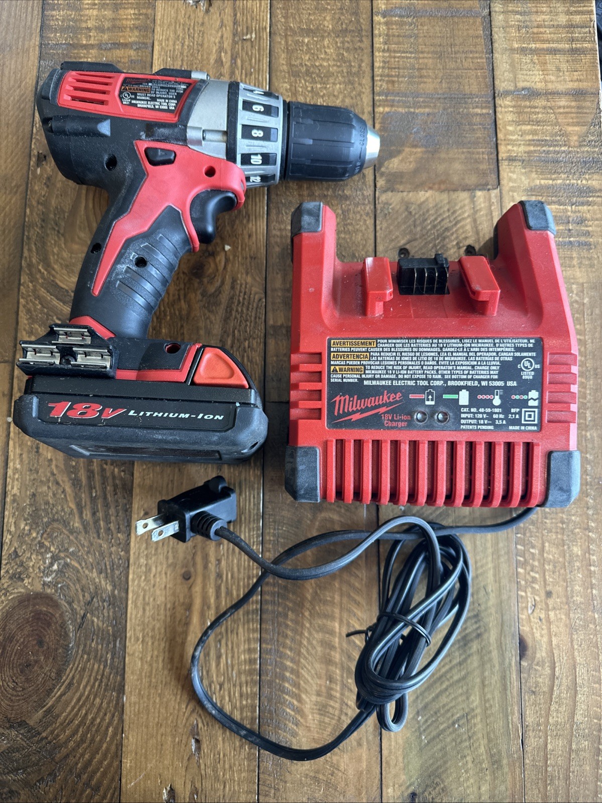 Milwaukee 2601-20 18V 1/2" Driver Drill W/ Battery & Battery Charger