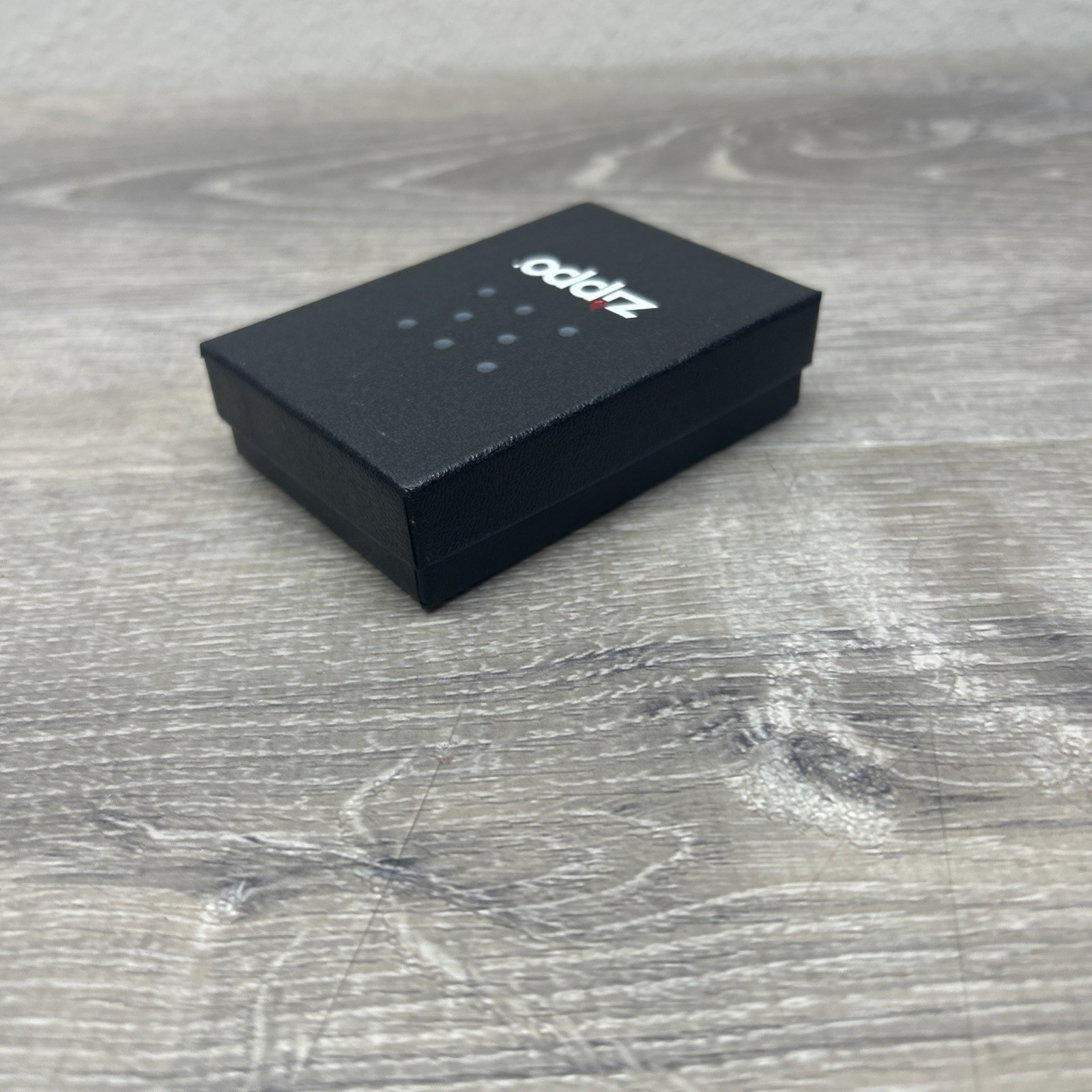 AUTHENTIC Brand New ZIPPO WINDPROOF LIGHTER Regular Brushed Chrome 2015