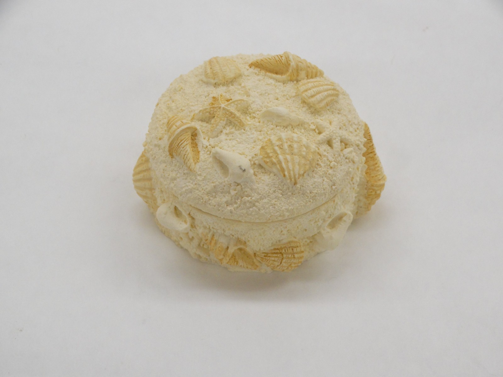 2 1/4" Diameter Composite Seashell Decorative Trinket Box