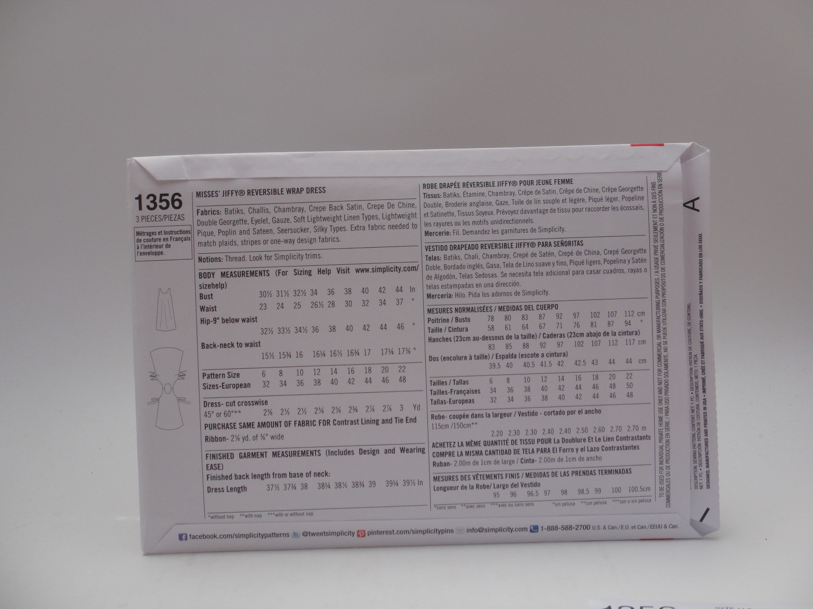Simplicity 1356, Jiffy 3 Main Pattern Pieces Reversible Wrap Dress Retro Pattern