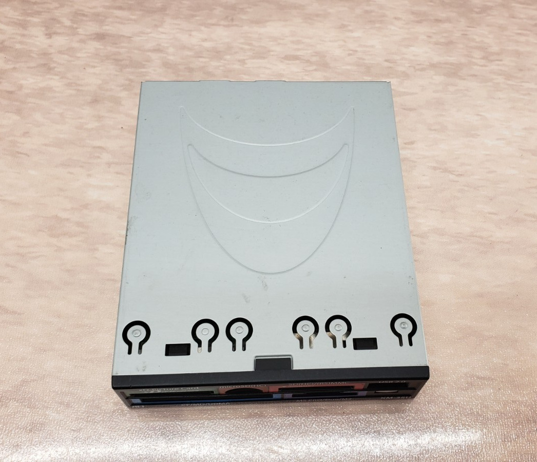 Altech Flash Internal Card Reader XM-35U xD-microSD-SD/MMC-USB2.0-CF/MD/UDMA/M2