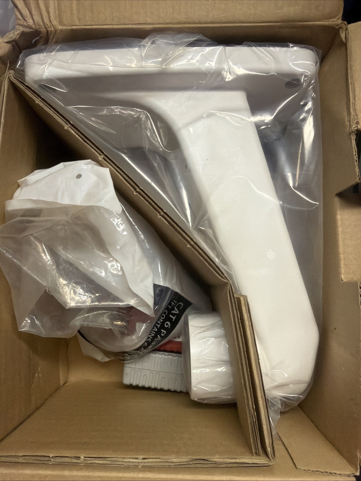 Hanwha SBP-300WMW1 Wall Mount
