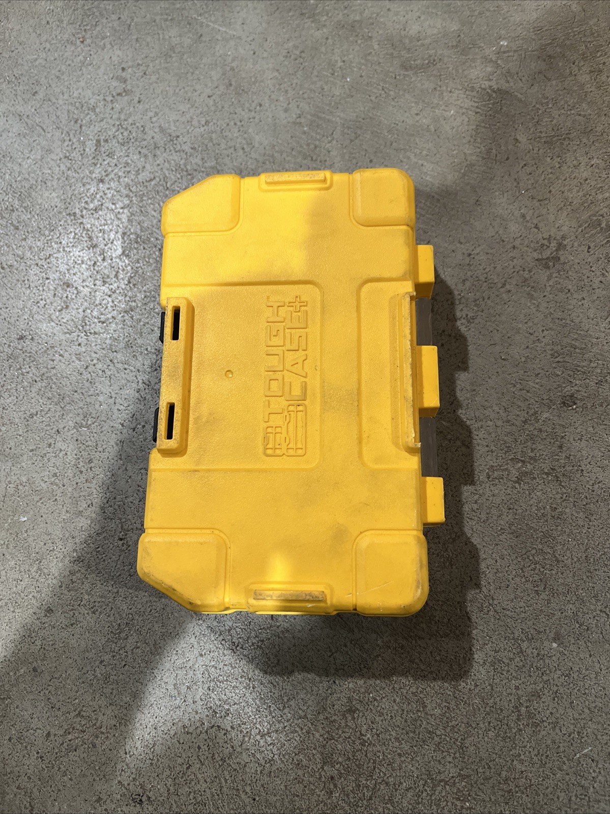 DEWALT TOUGH CASE SM BIT TIP STORAGE ORGANIZER STACKABLE INTERLOCKING EMPTY