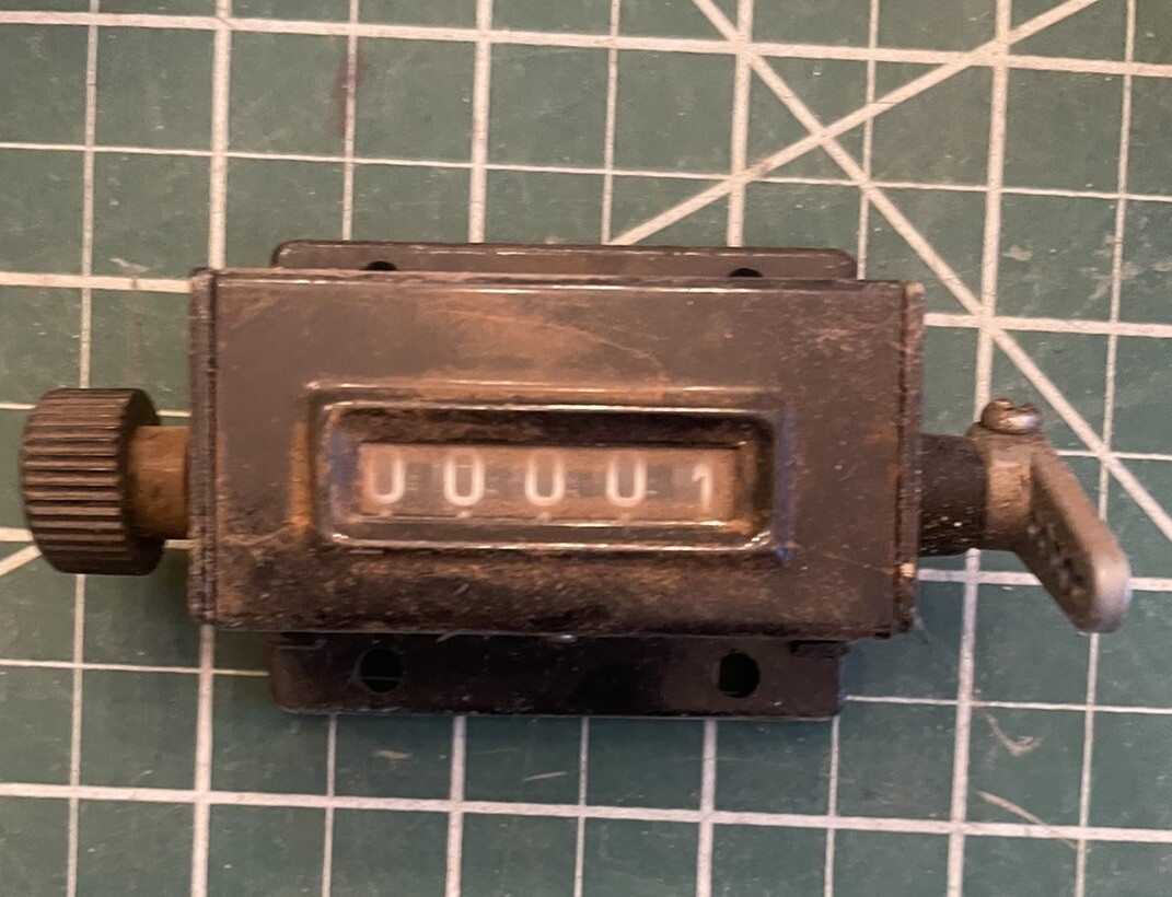 Togoshi Seiki Precision Instrument 5-Digit Manual Mechanical Counter Vintage