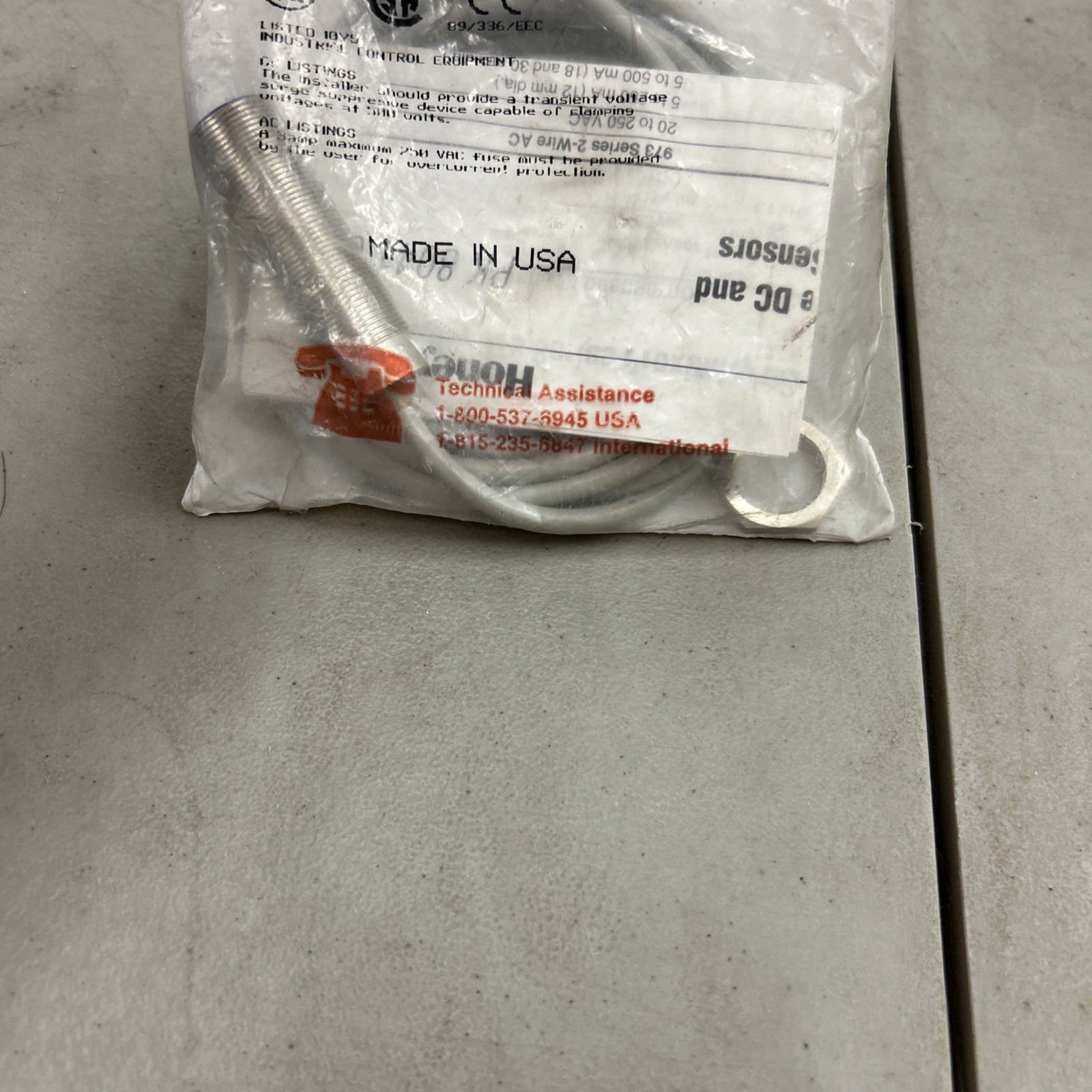 Honeywell Micro Switch Sensing And Control 973AA3X-A7T-L