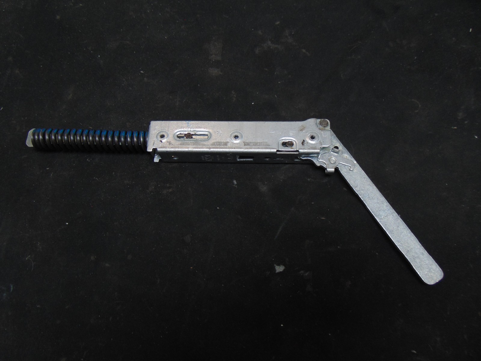 Frigidaire Gas Range GCFG3060BF Door Hinge 5304533841
