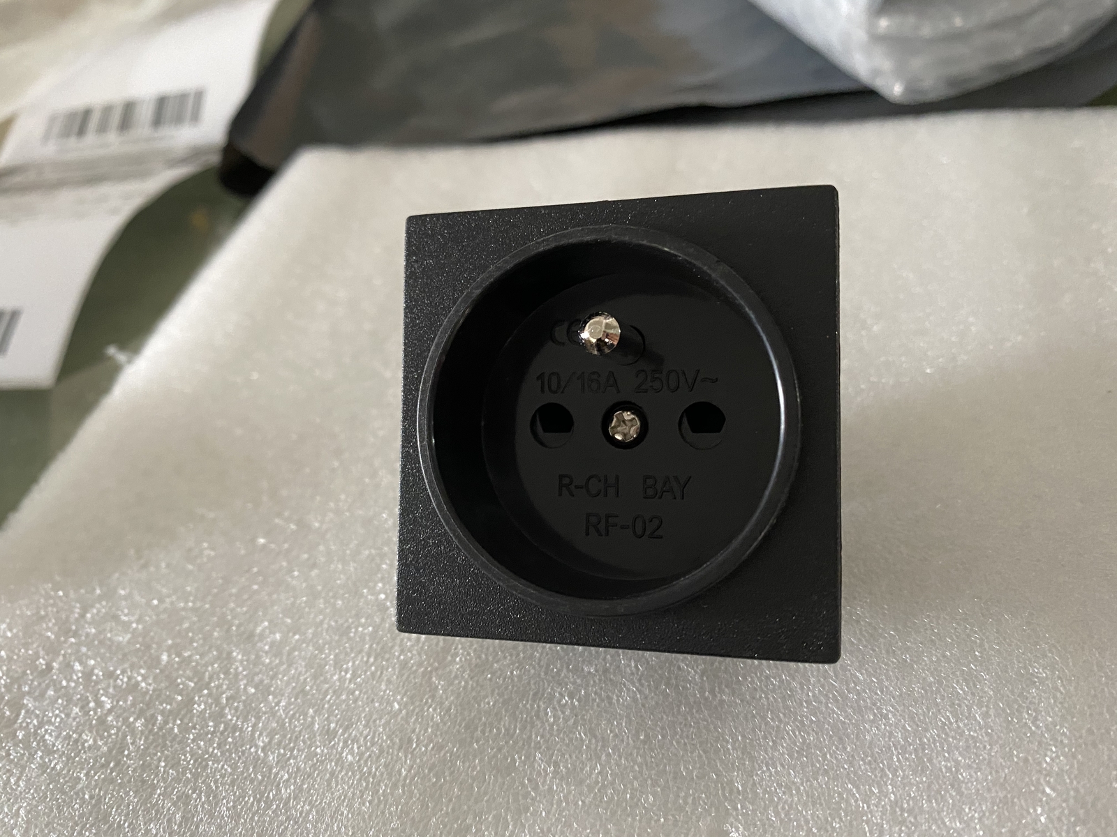 250V 16A AC France FR Female Power Socket/Outlet/Plug/Power Receptacle