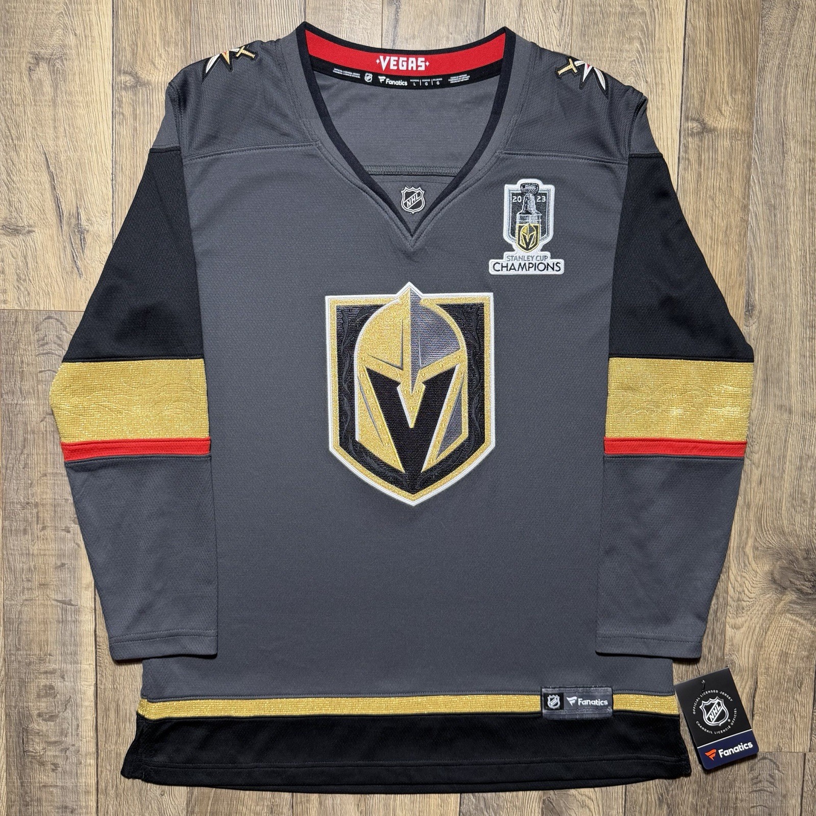 NWT Las Vegas Golden Knights Fanatics Stanley Cup Hockey Jersey Women’s L $155
