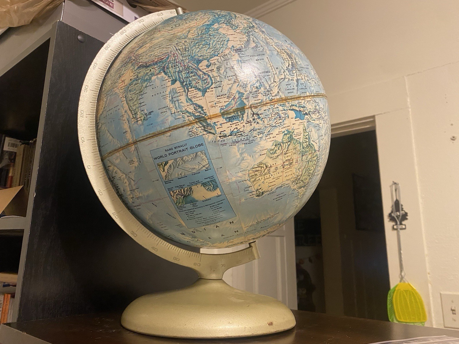 Vintage Rand McNally World Portrait Globe 12 Inch Raised Relief A-110000-751