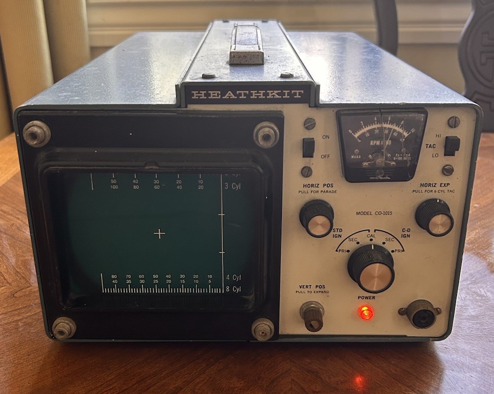 Heathkit CO-1015 Ignition Analyzer CRT Oscilloscope Engine Tester Powers On