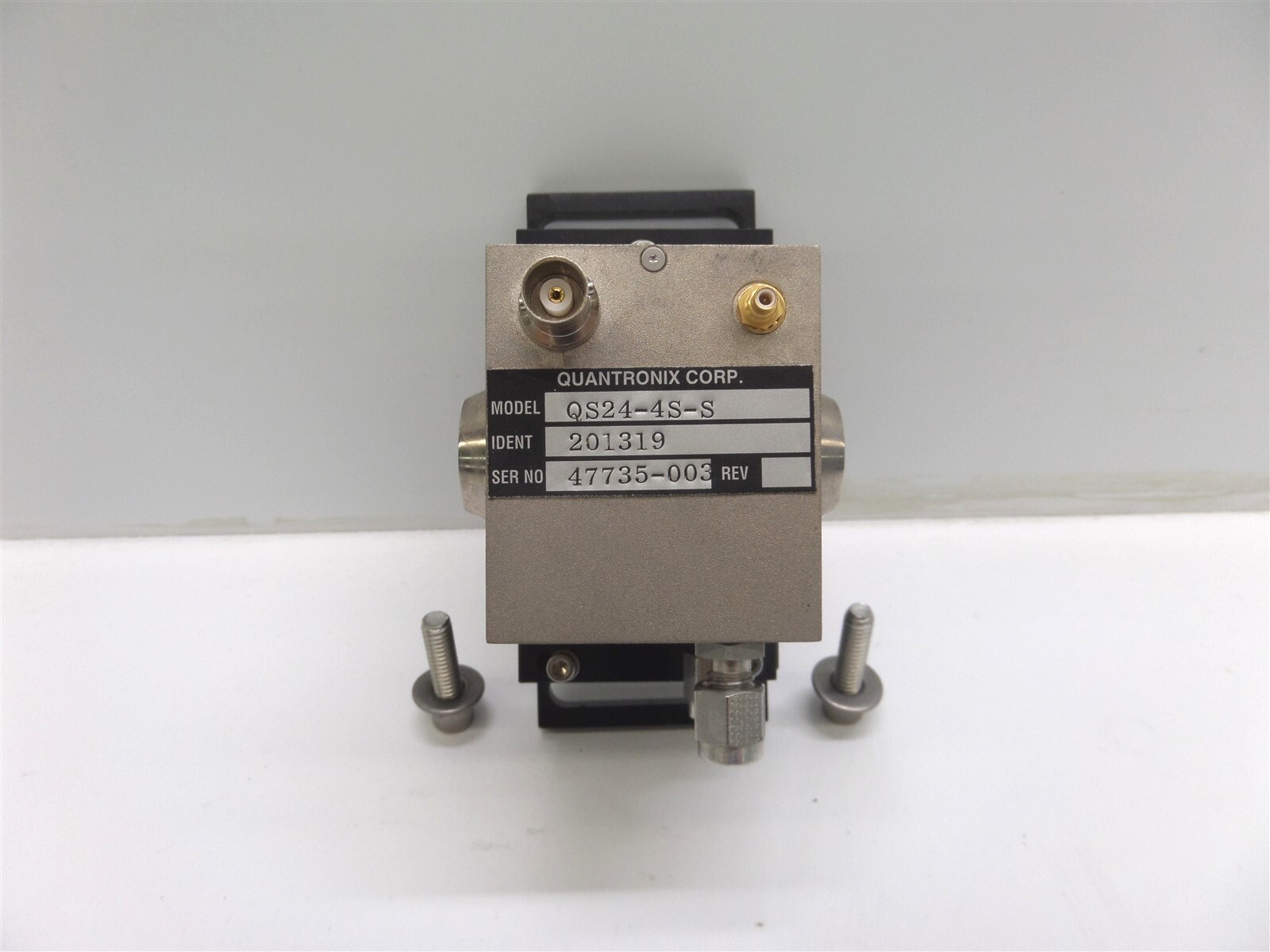 Quantronix Corp QS24-4S-S Laser Module Q-Switch w/ Base - 201319