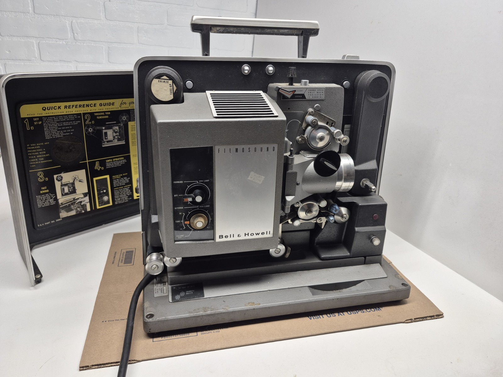 Bell & Howell 535 16mm Filmosound Projector Read Description