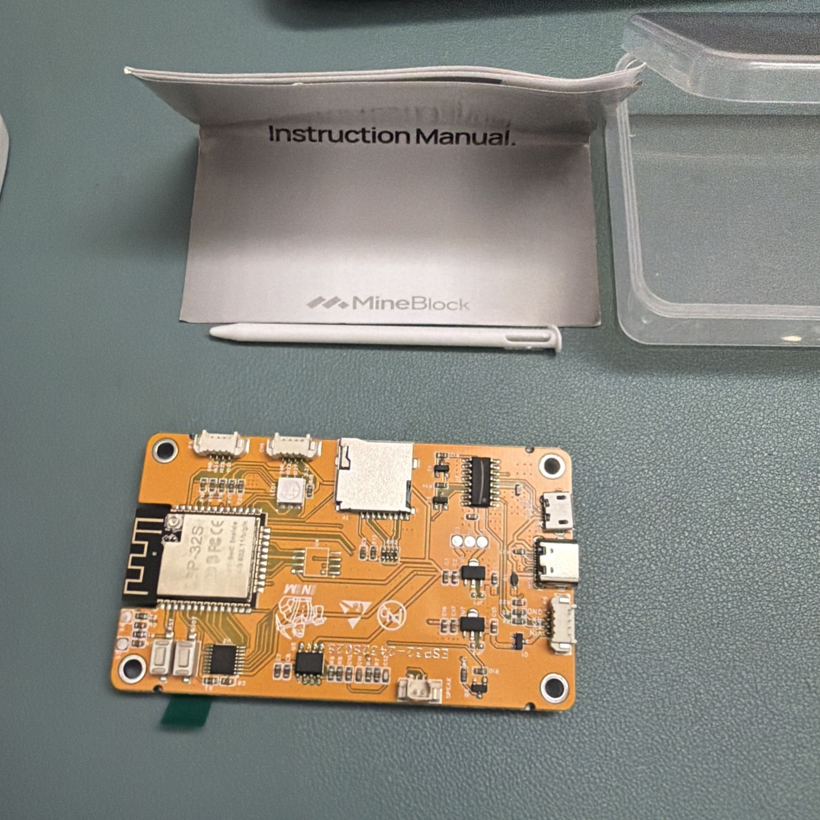 Bitcoin Miner ESP32 Development Board with 2.8" Touch Screen