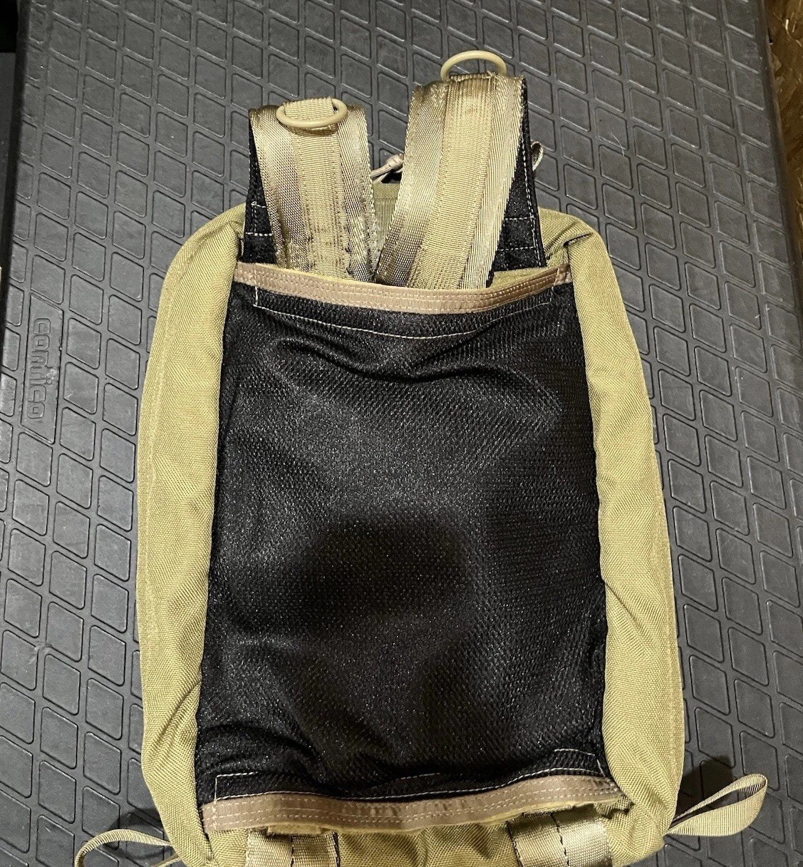 Eagle Industries Pilot Cockpit E&E Pack Khaki