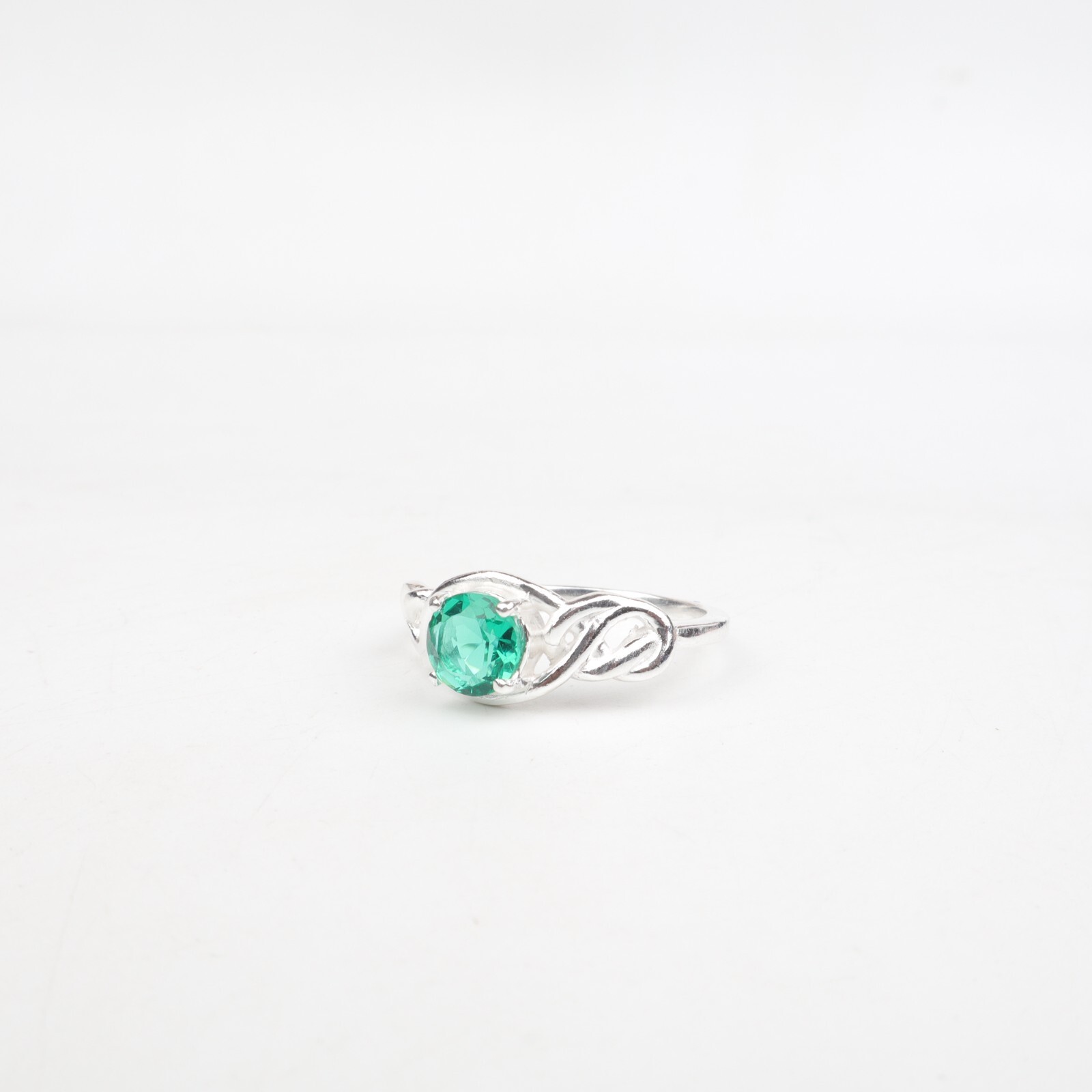 Chrome Diopside Gemstone 925Sterling Silver Jewelry Statement Ring Gift For Her