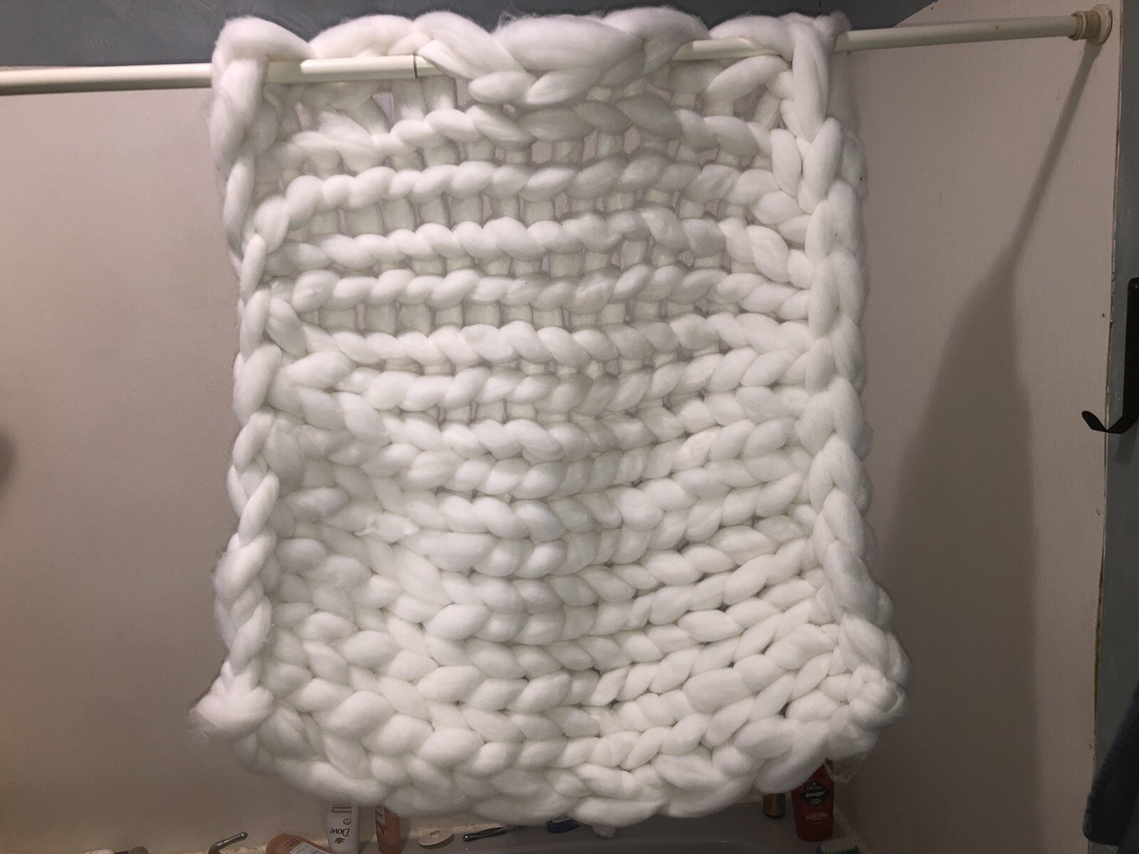 Poly-Fill Polyester Chunky Cable Knit Batting 29” x 39”  White