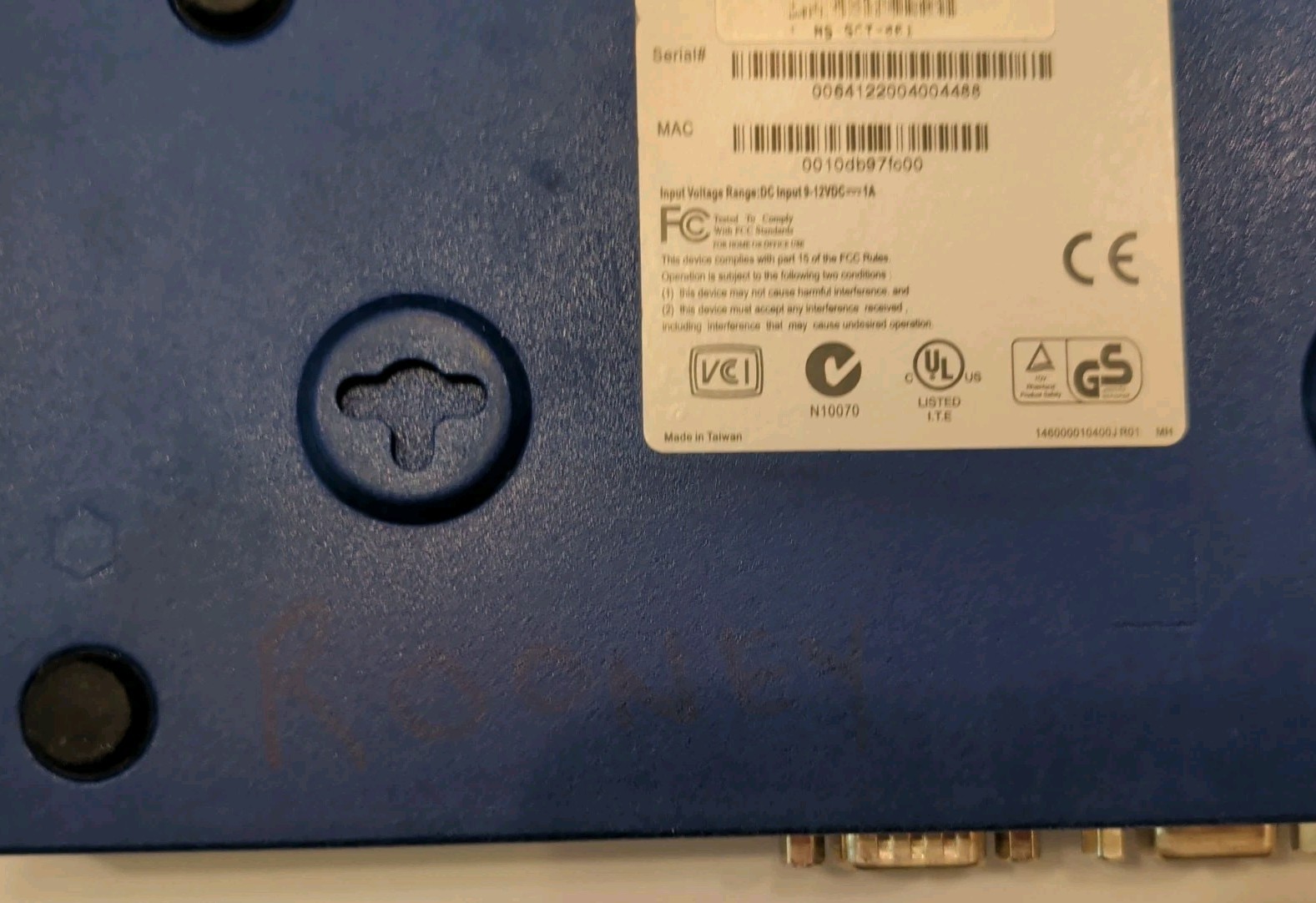 Juniper Networks NetScreen 5GT Firewall Appliance NS- 5GT-081
