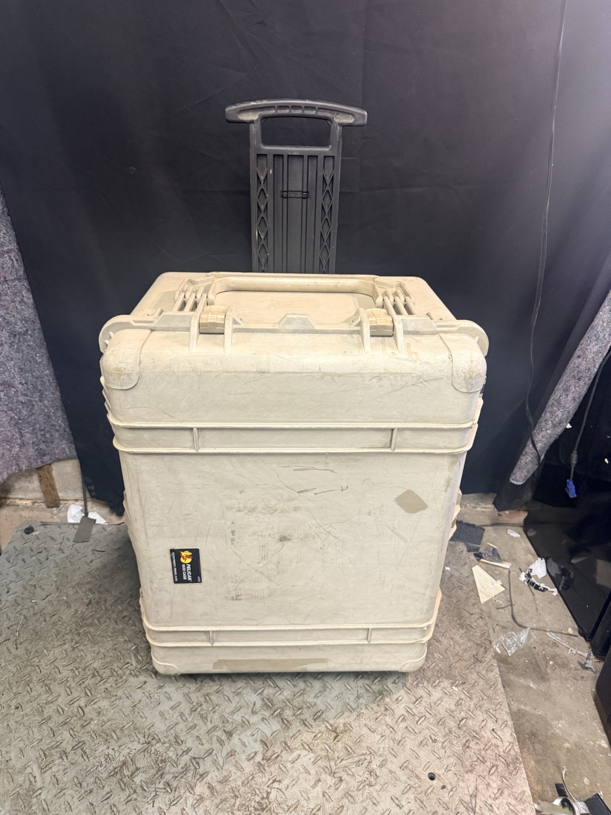 Pelican 1630 Protector Case Foamed Tan Color All Different Conditions Read Below